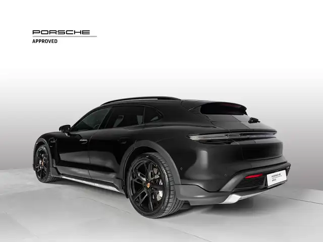 Porsche Taycan view 3