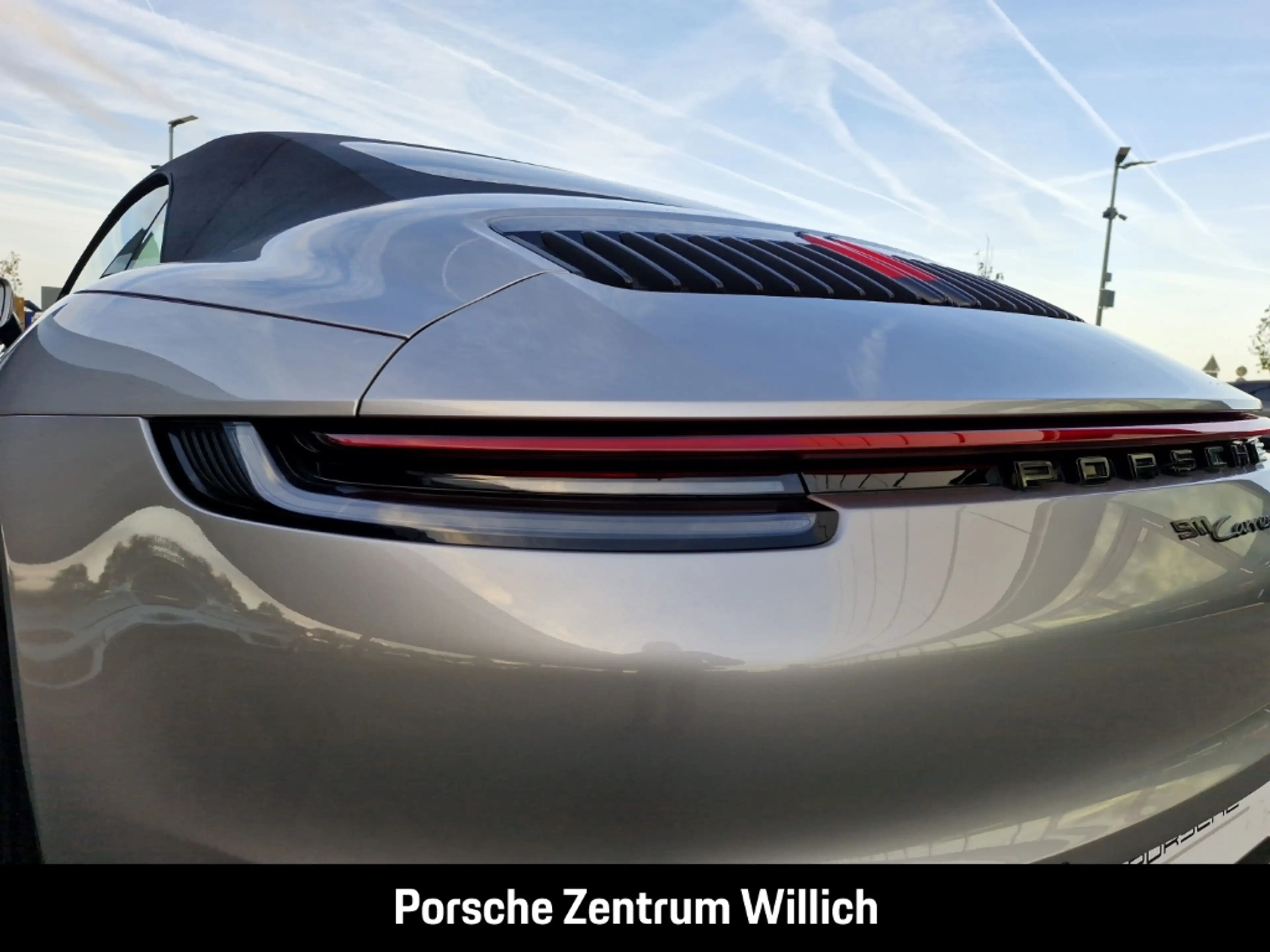 Porsche 992 911 Carrera Cabrio Sportabgas BOSE 21-Zoll — photo 10