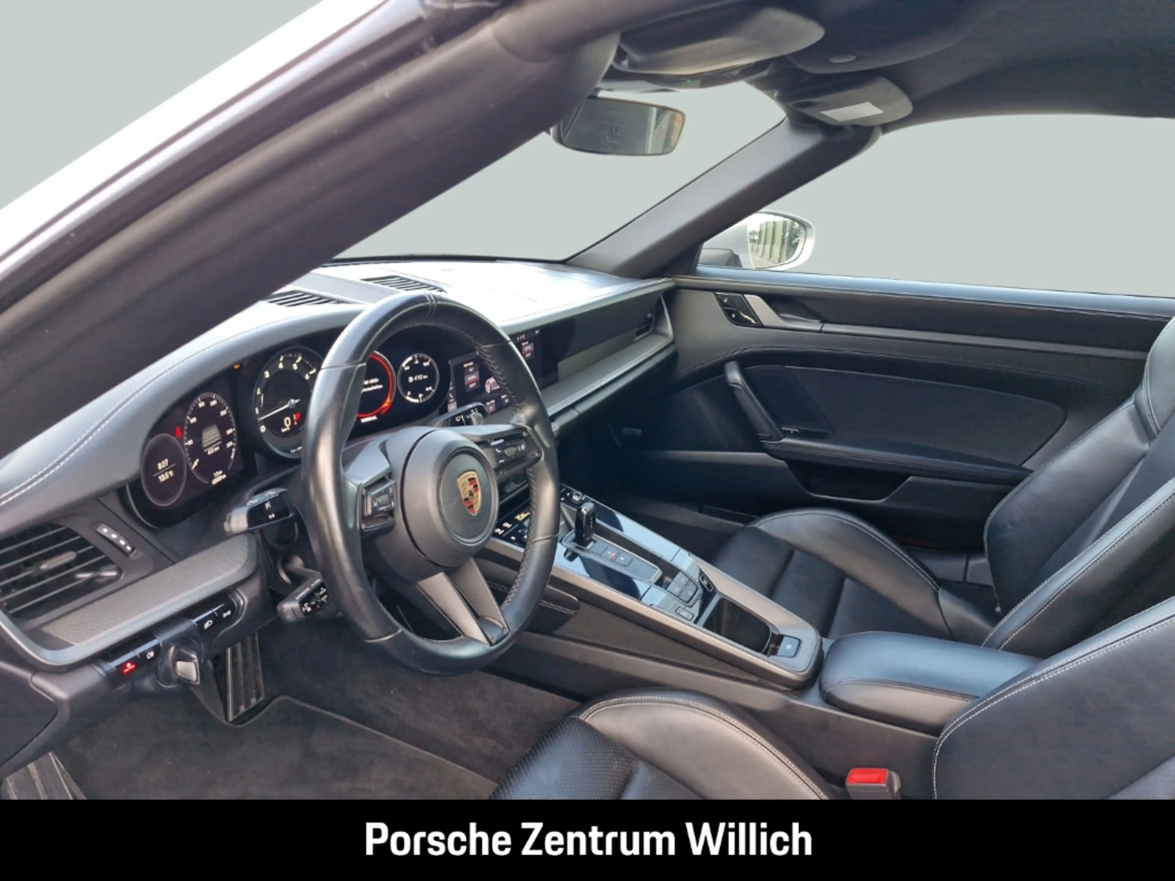Porsche 992 911 Carrera Cabrio Sportabgas BOSE 21-Zoll — photo 11