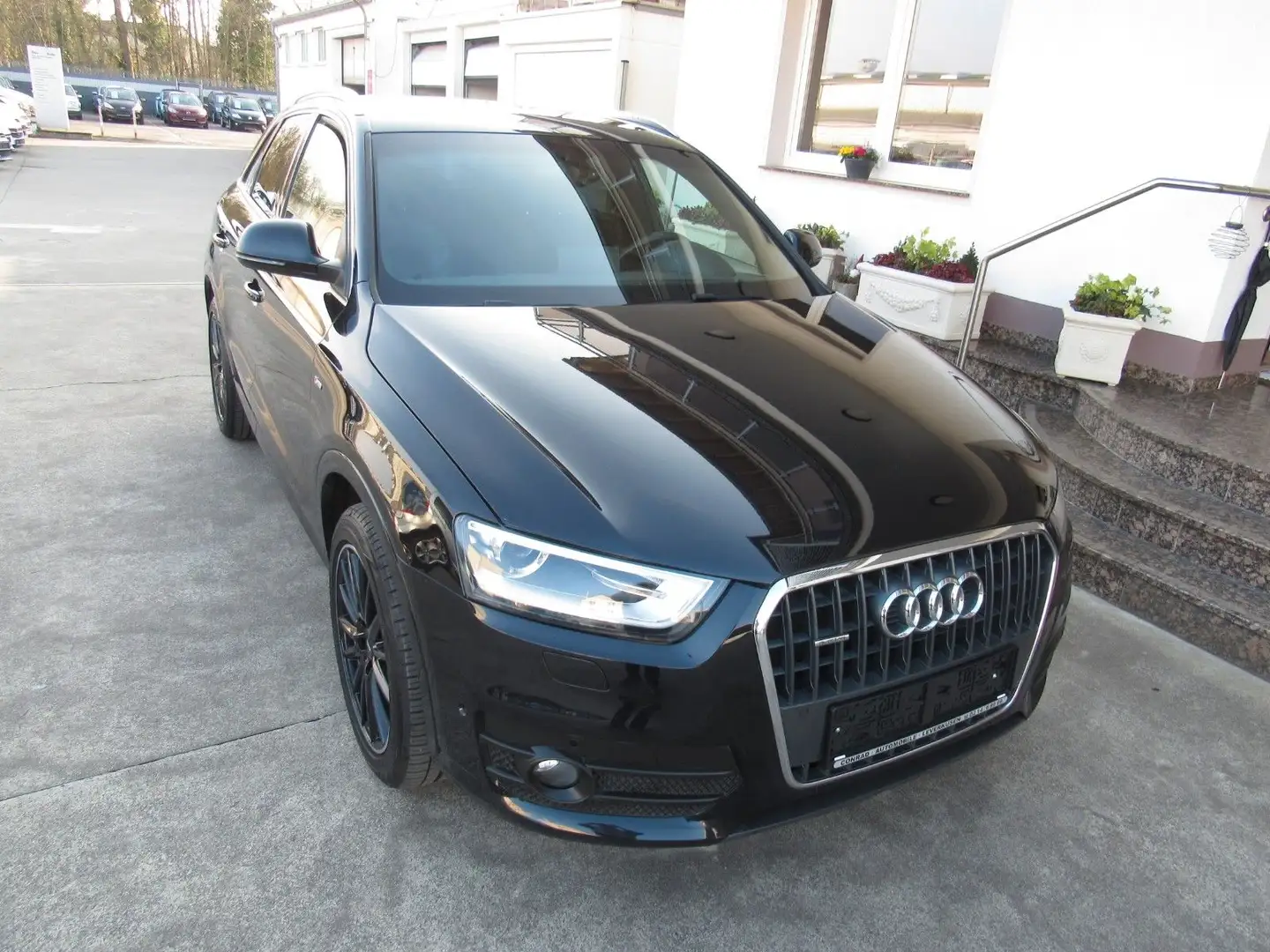 Audi Q3 2.0 TFSI quattro,S-line,LEDER,NAVI, Noir - 1