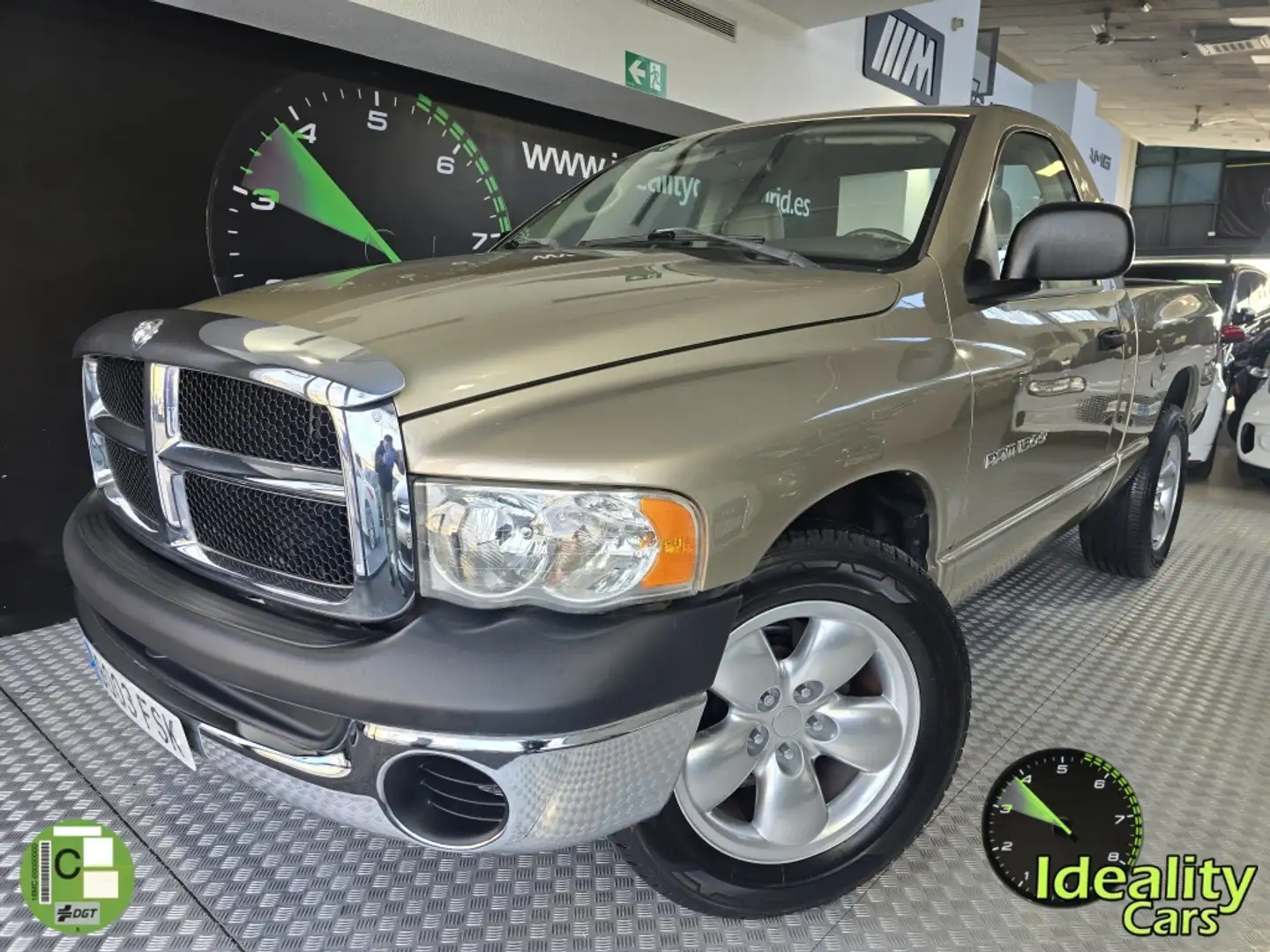 Dodge RAM 3.6L Laramie Longhorn FWD Beige - 1
