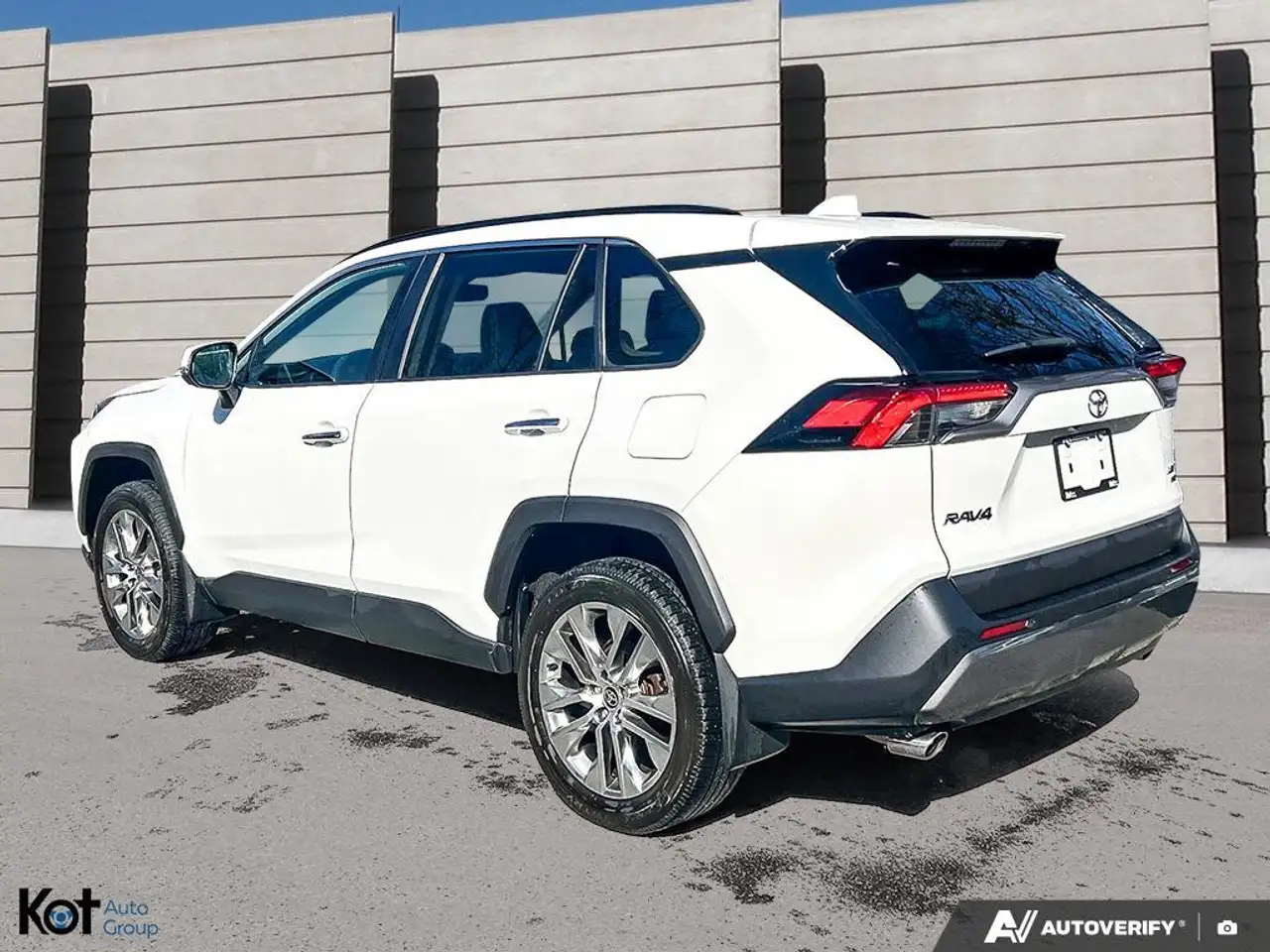 Toyota RAV 4 снимка Toyota RAV 4