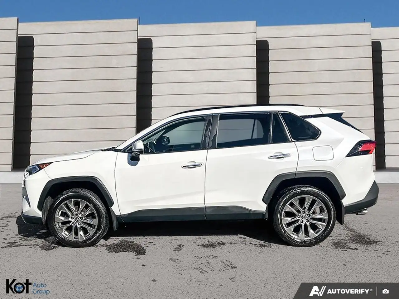 Toyota RAV 4 снимка Toyota RAV 4