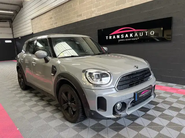 MINI Cooper Countryman One D 116 cv Edition NORTHWOOD SUIVI Interieur cuir - Toit ouvrant Apple Car Play