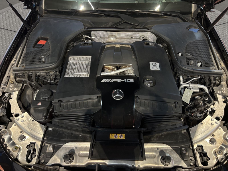 Mercedes-Benz E 63 AMG E -Klasse Lim. E 63 S AMG — photo 10