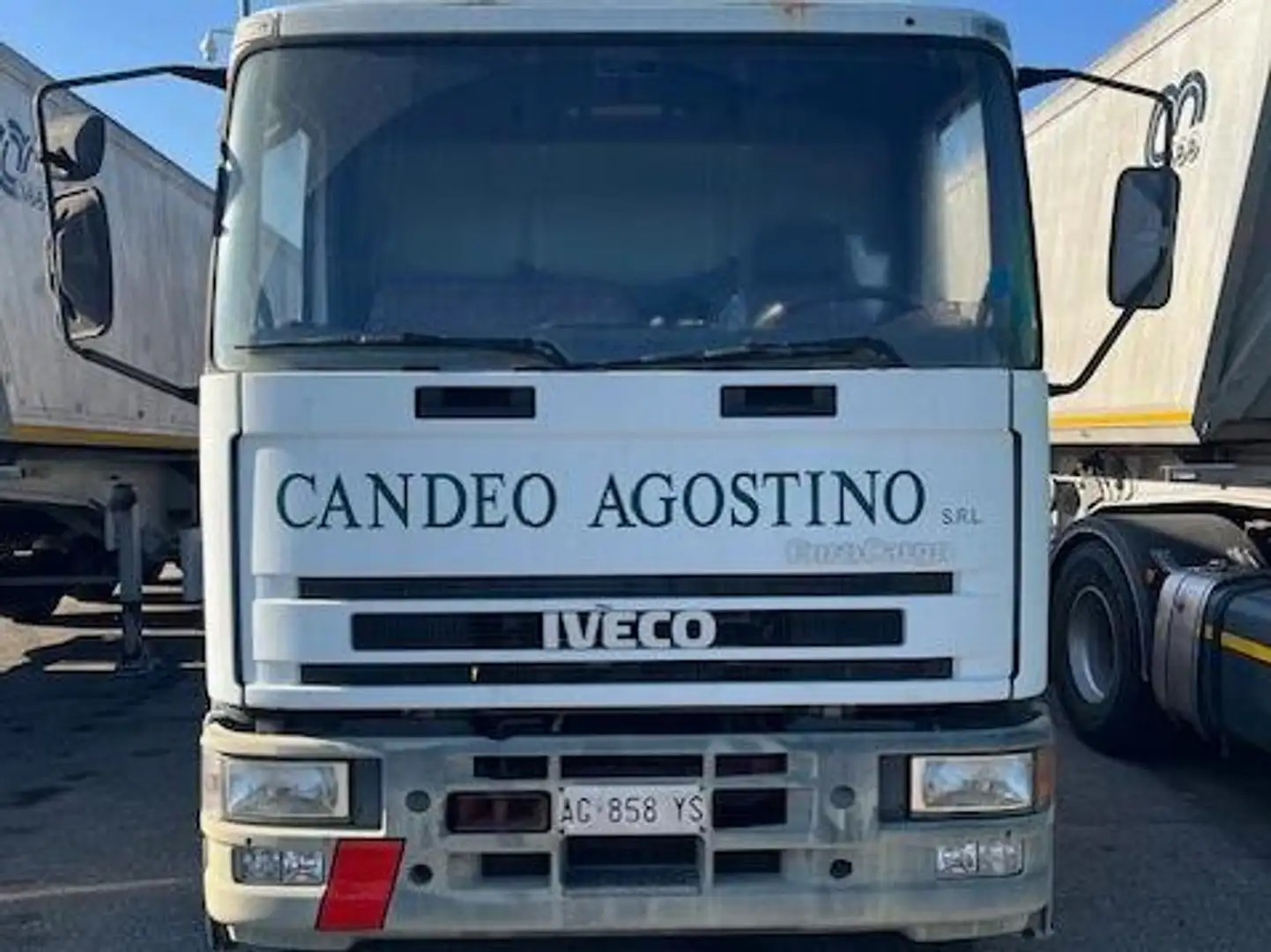 Iveco White - 2