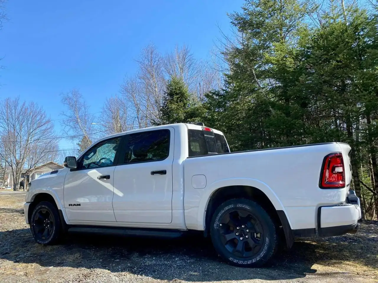 RAM 1500 снимка RAM 1500