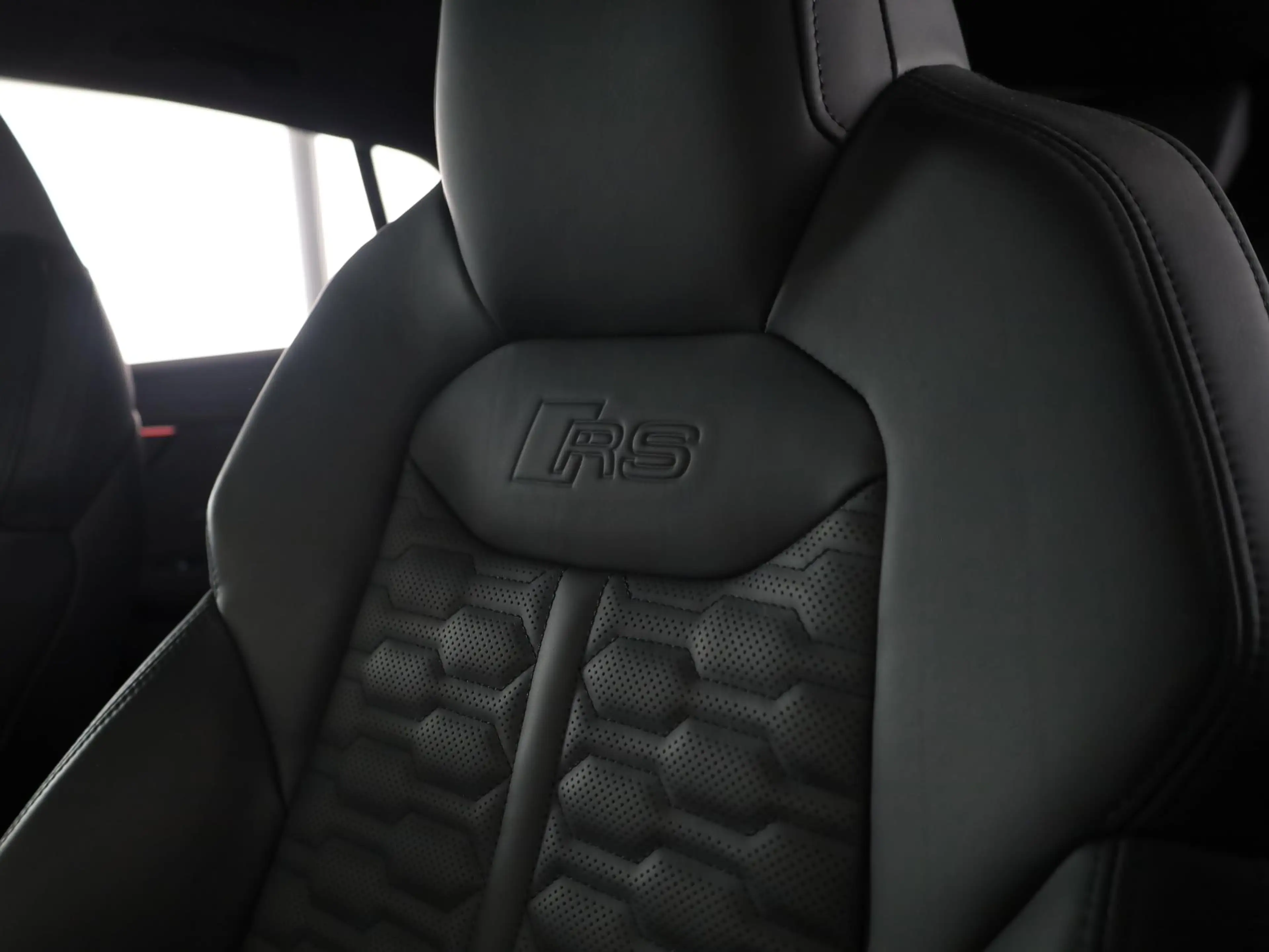 Audi RS Q8 4.0 TFSI quattro Performance 640pk | Panoramadak — photo 8