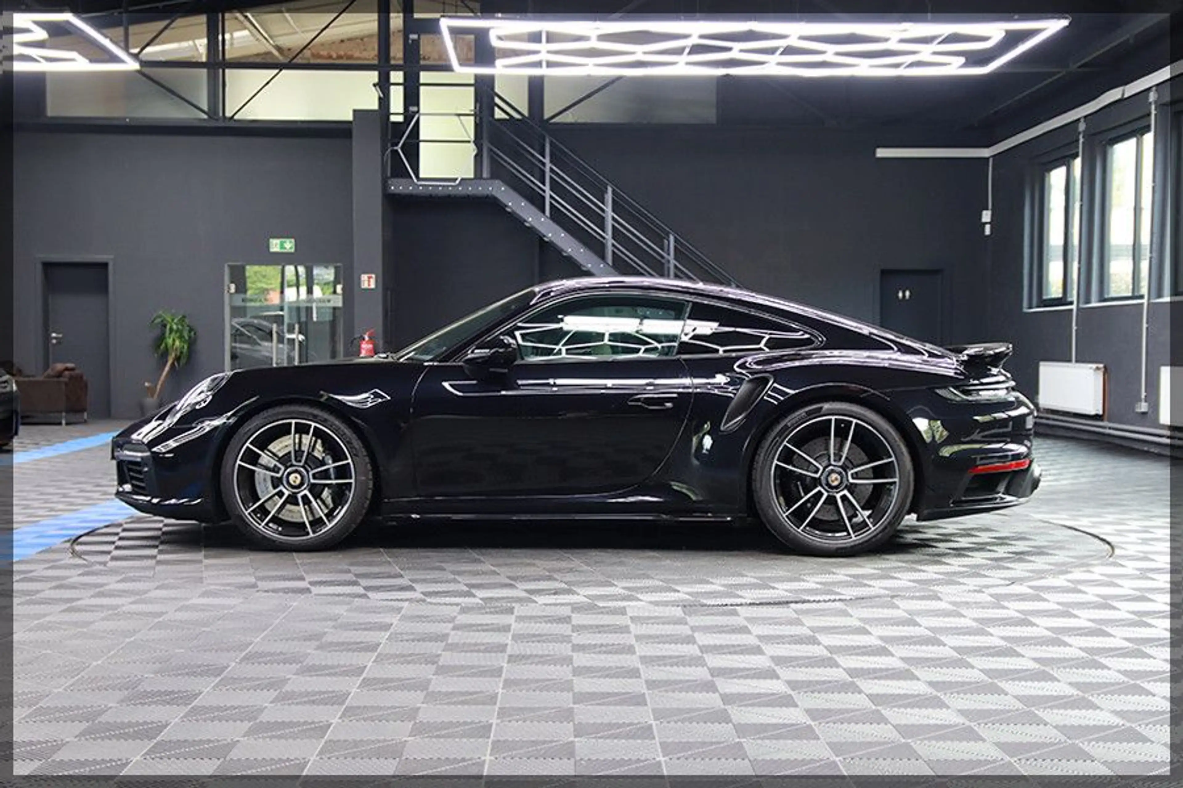 Porsche 911 Turbo PANO / BURMESTER / APPROVED — photo 6