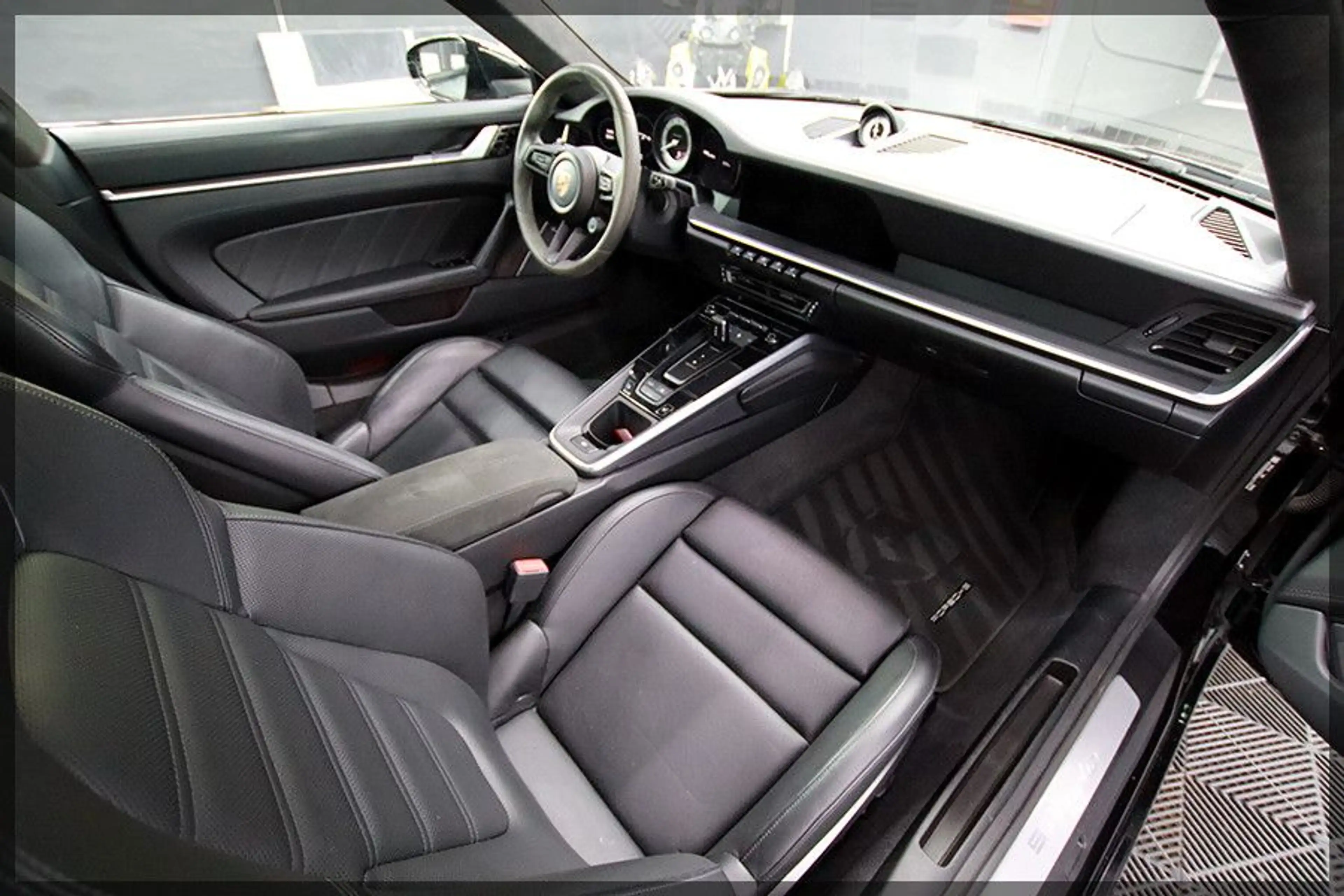 Porsche 911 Turbo PANO / BURMESTER / APPROVED — photo 12