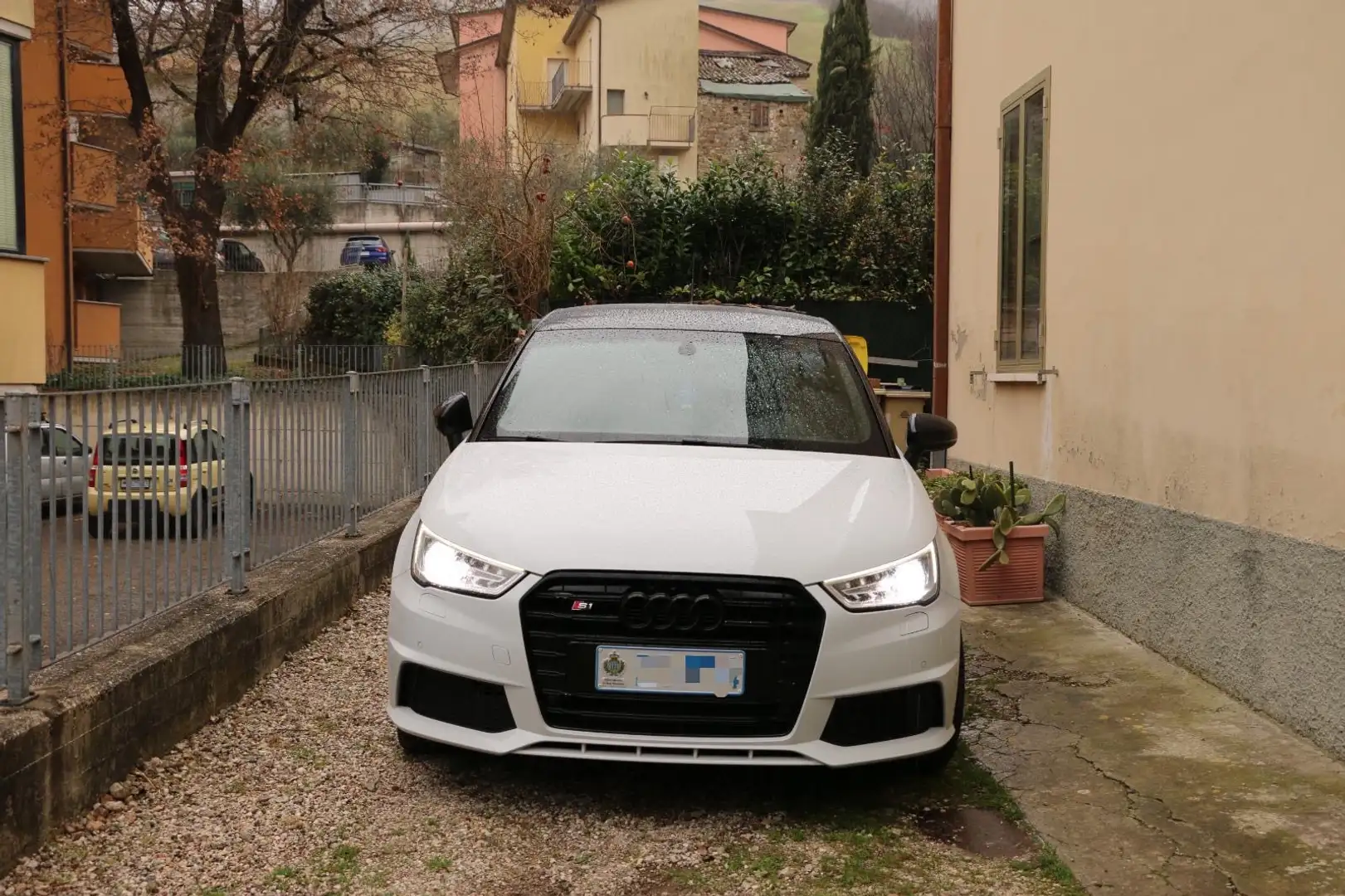 Audi S1 Sportback 2.0 tfsi quattro - 1