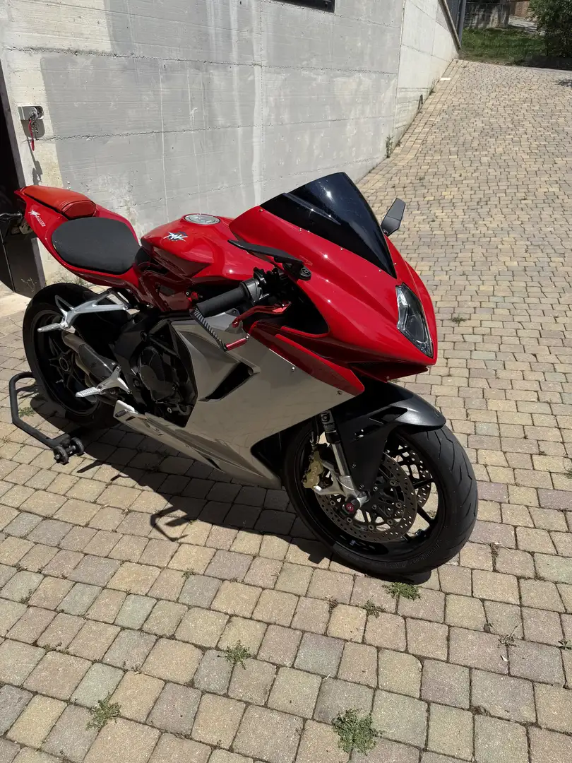MV Agusta F3 Sport - 2