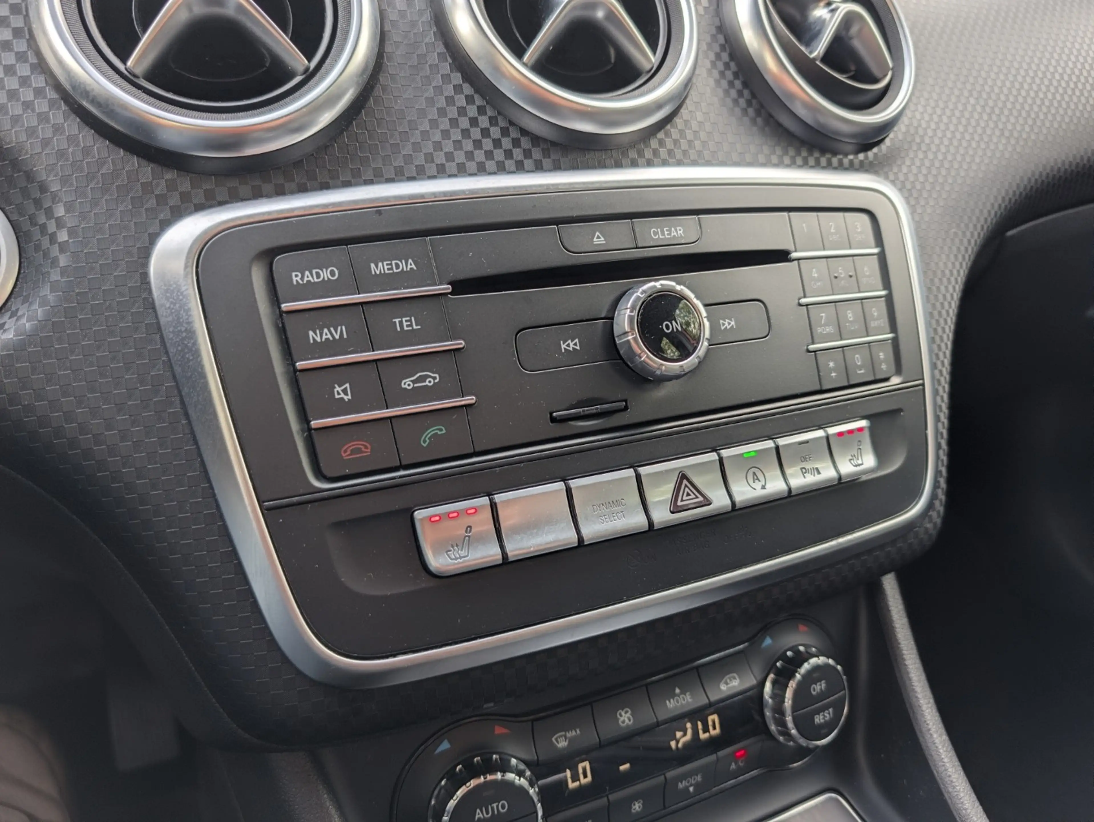 Mercedes-Benz A 200 A200 156PK | Trekhaak | Navi | Camera | PDC | Half — photo 9