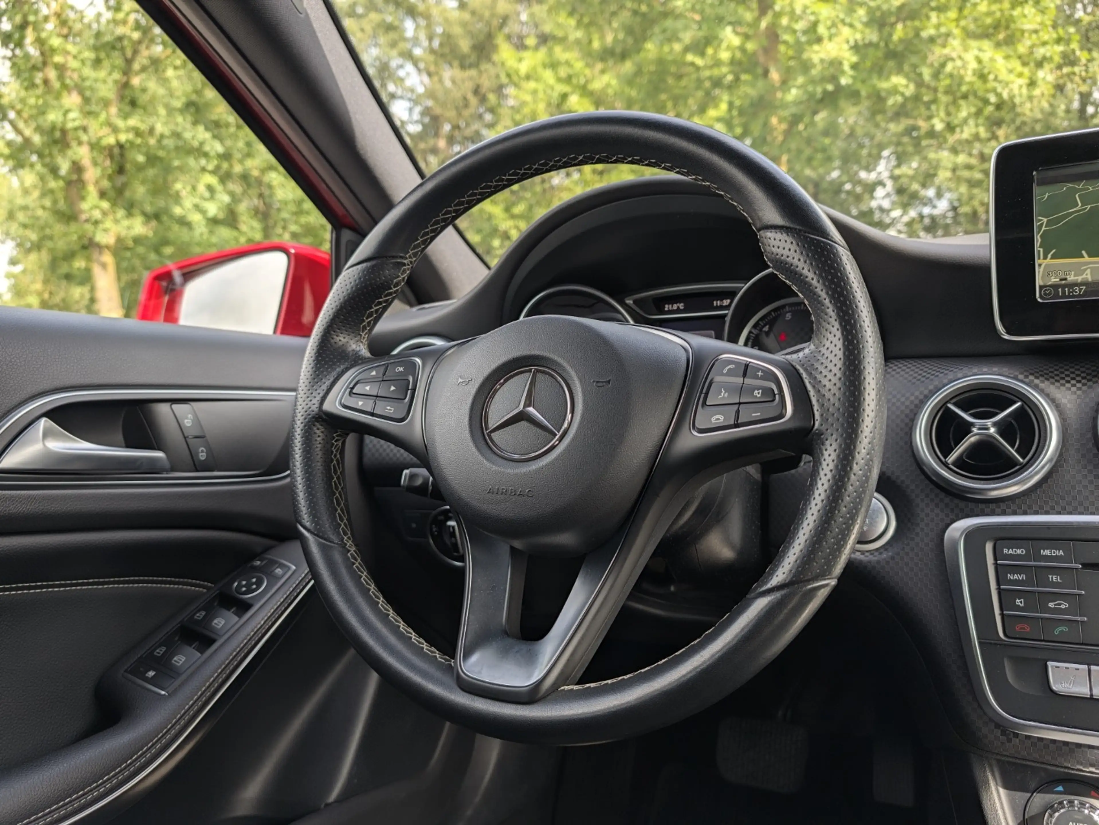 Mercedes-Benz A 200 A200 156PK | Trekhaak | Navi | Camera | PDC | Half — photo 12