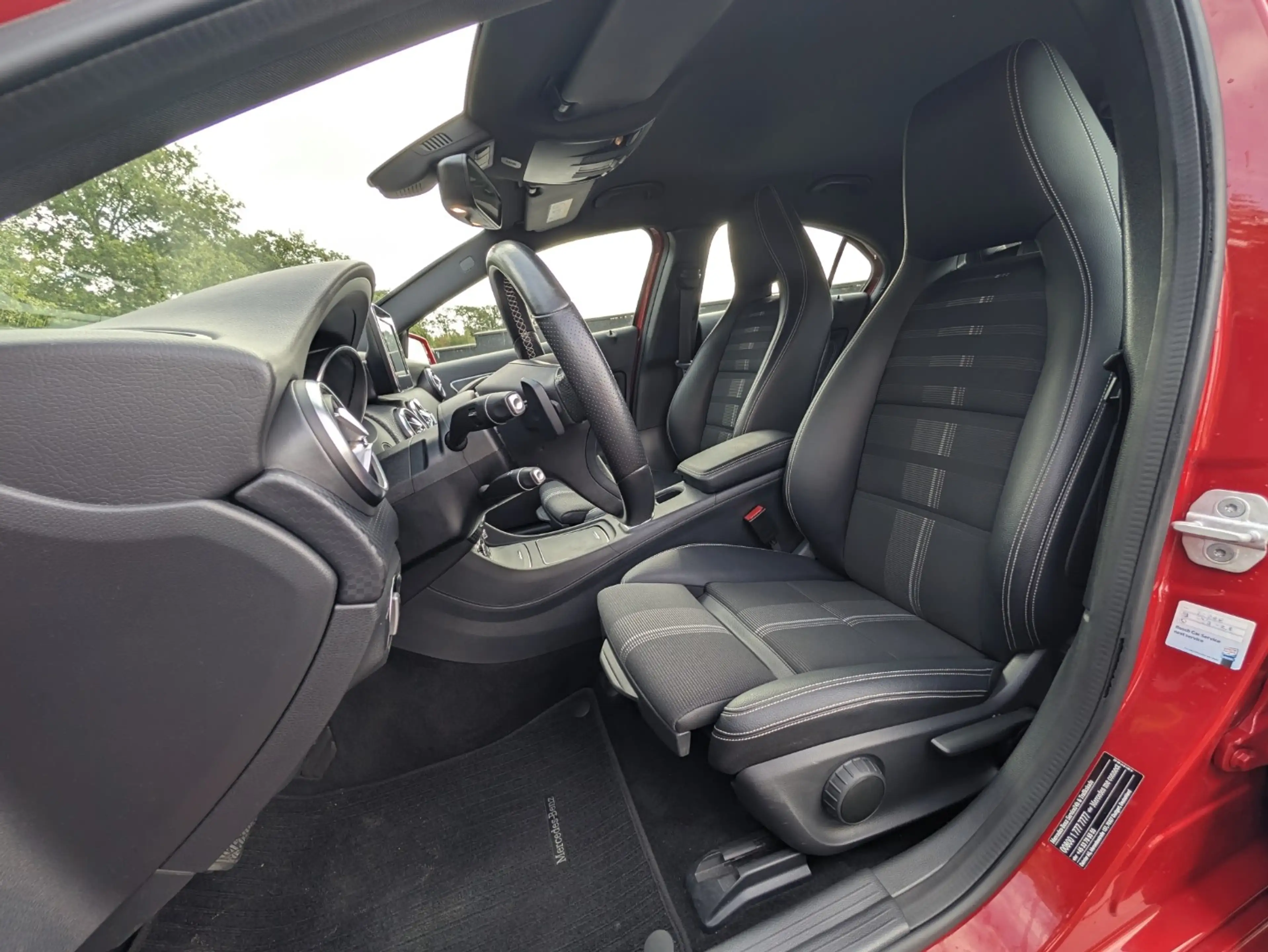 Mercedes-Benz A 200 A200 156PK | Trekhaak | Navi | Camera | PDC | Half — photo 4