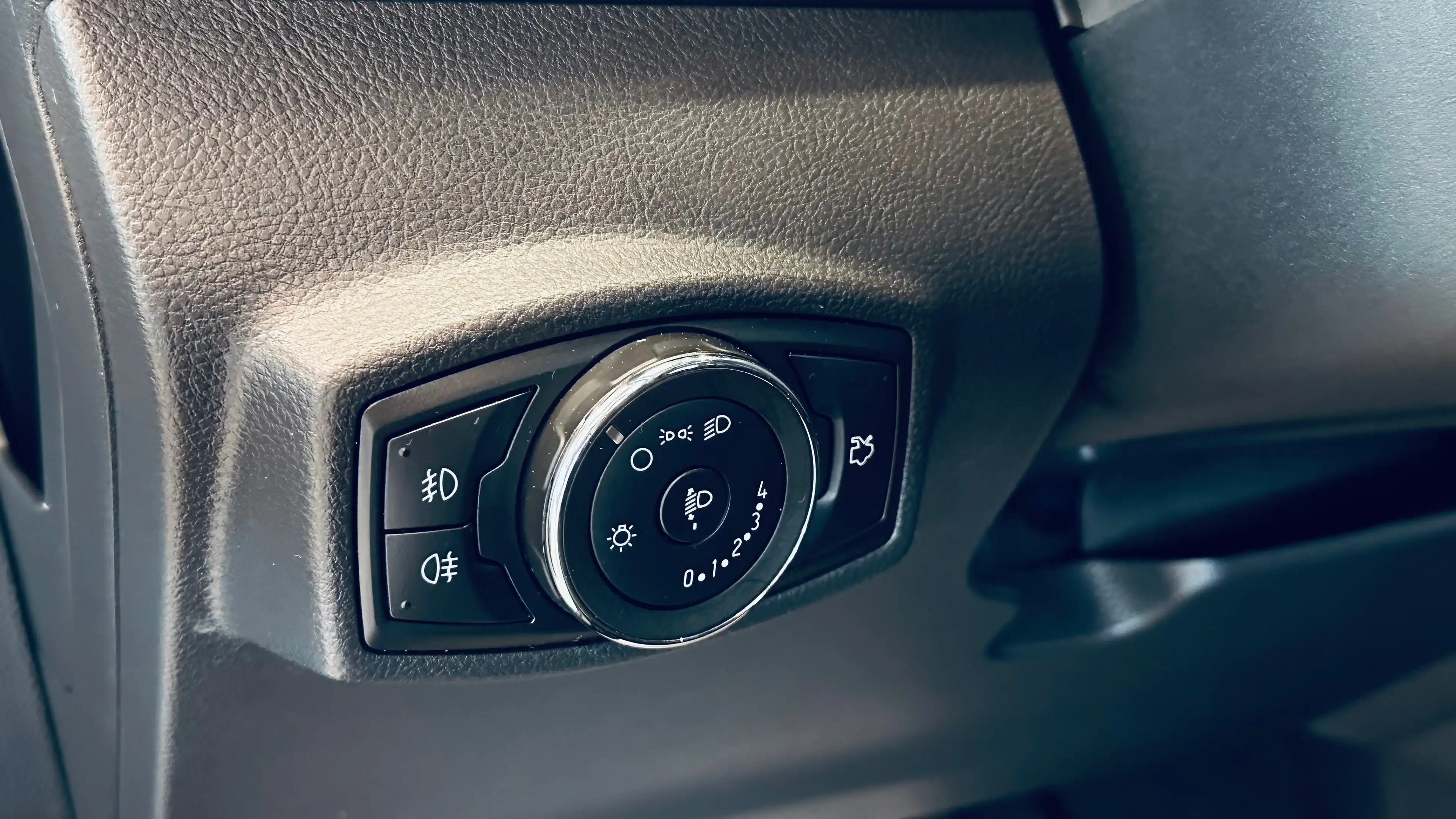 Ford Ka/Ka+ 1.2i LIMITEUR RADIO START STOP ROUE SECOURS — photo 11