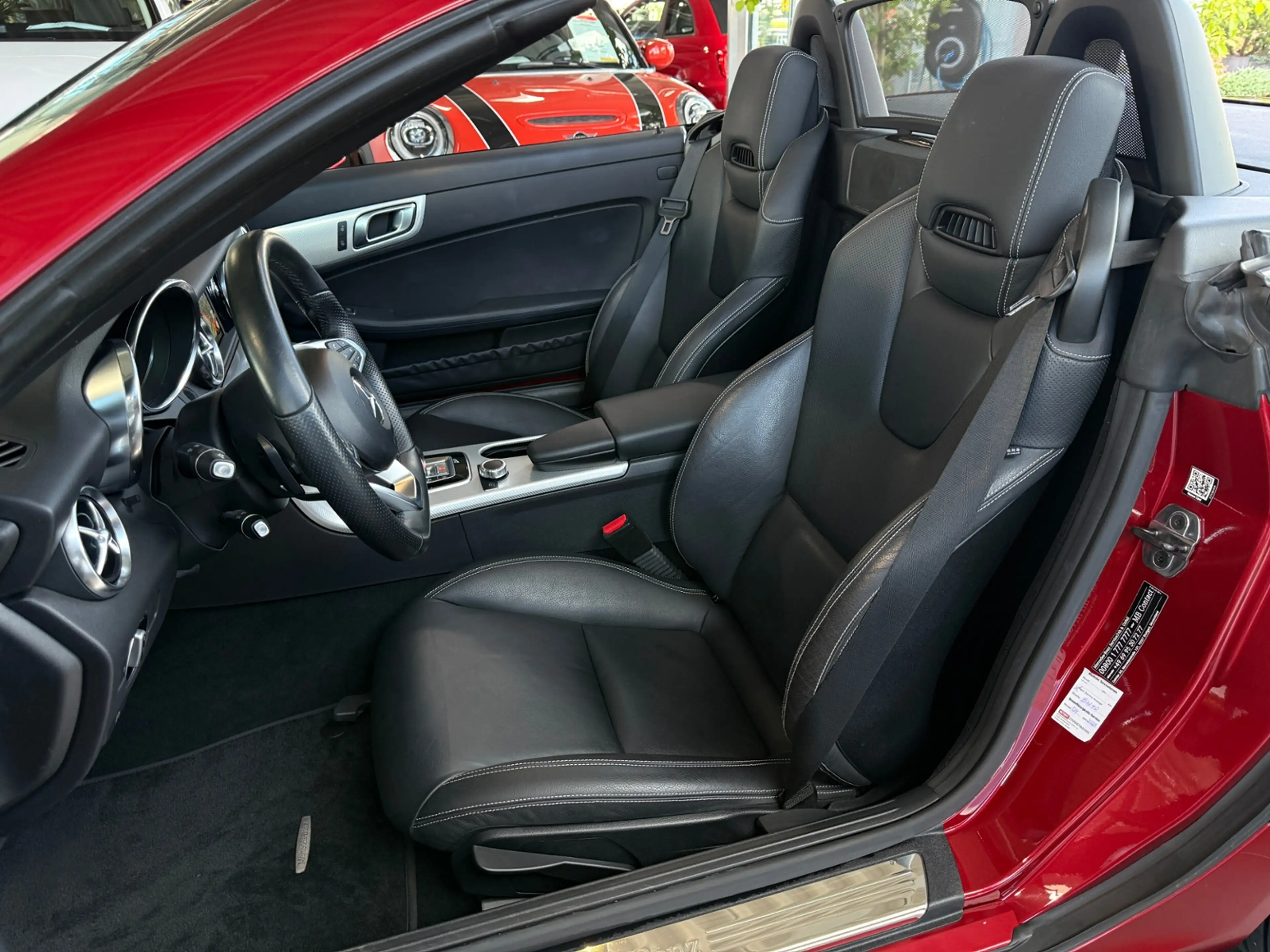 Mercedes-Benz SLC 300 AIR SCARF KLIMA LED NAVI SHZ — photo 9