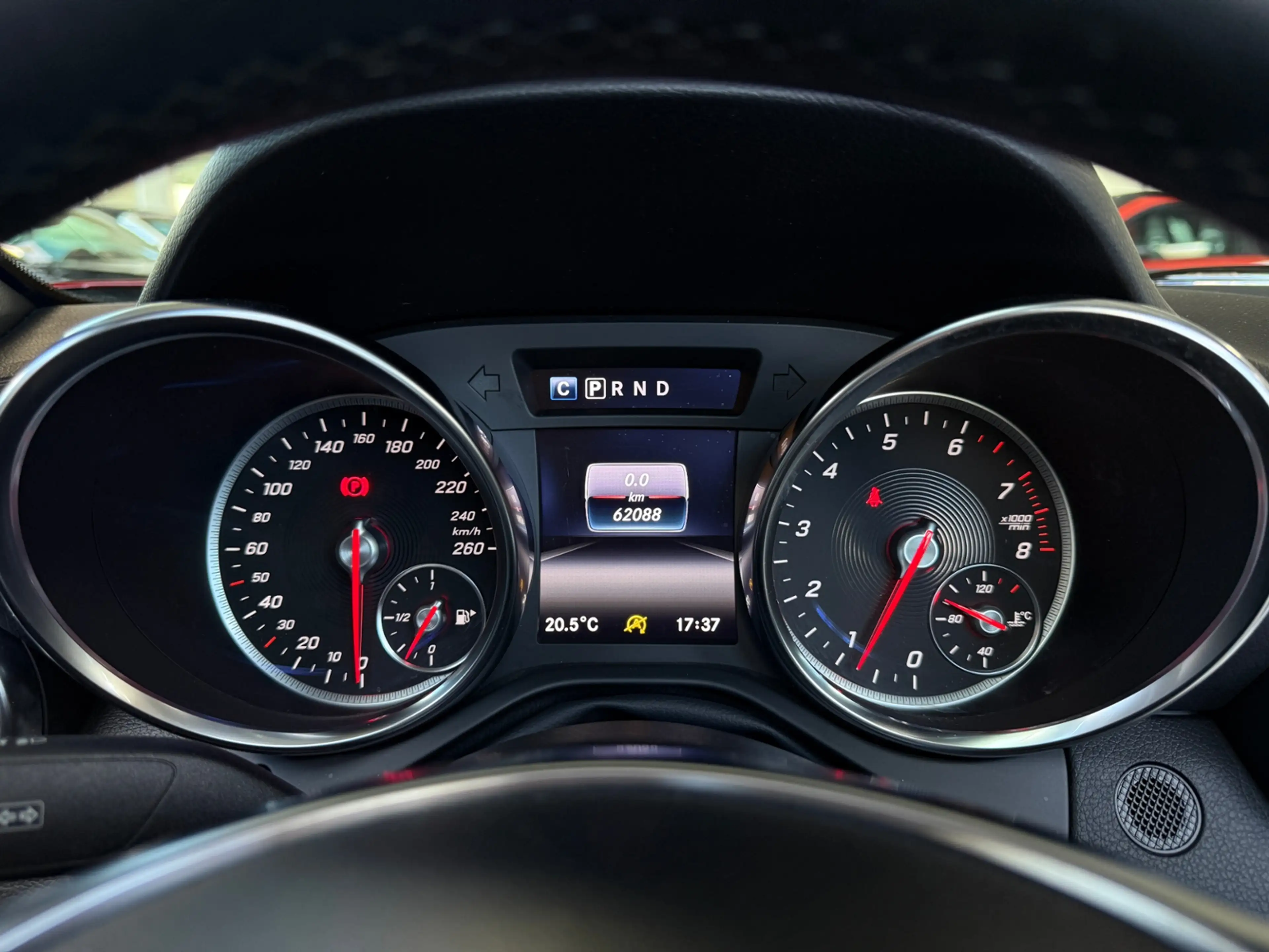 Mercedes-Benz SLC 300 AIR SCARF KLIMA LED NAVI SHZ — photo 14