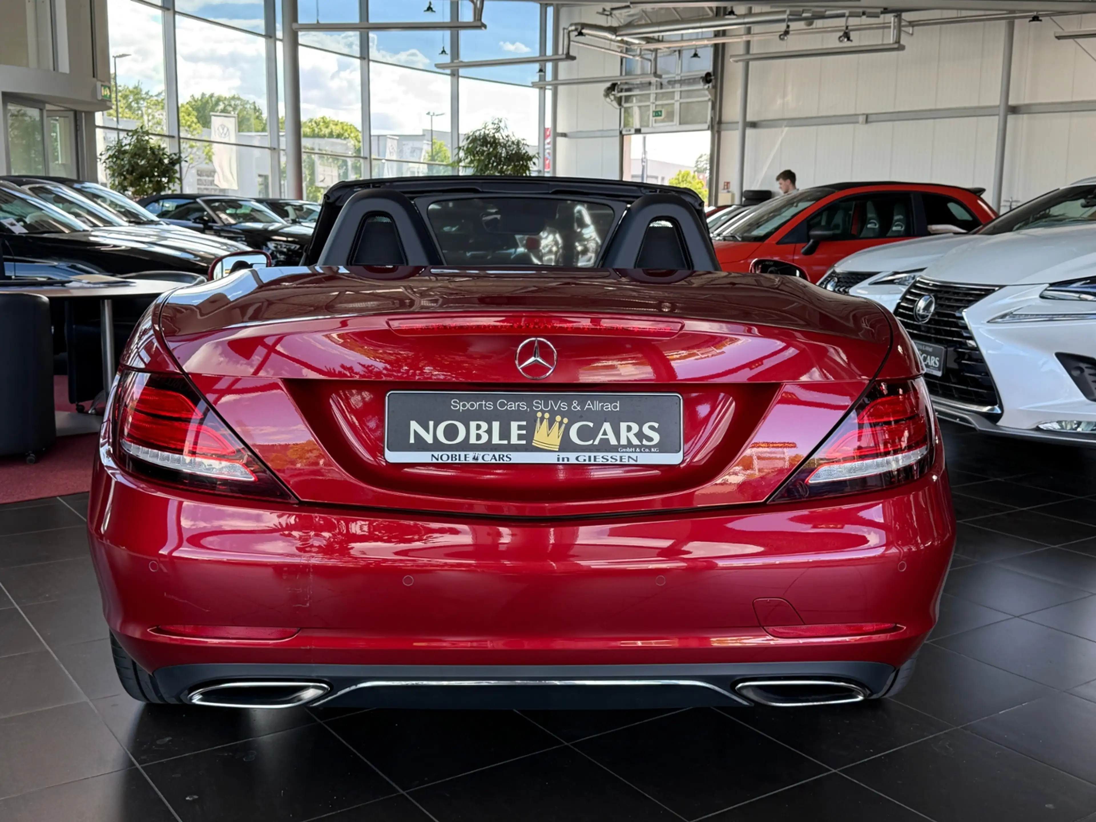 Mercedes-Benz SLC 300 AIR SCARF KLIMA LED NAVI SHZ — photo 6