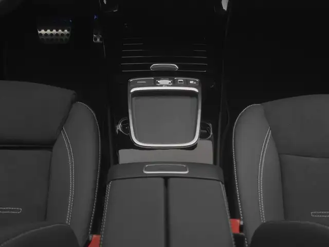 Mercedes-Benz Cla Class view 21
