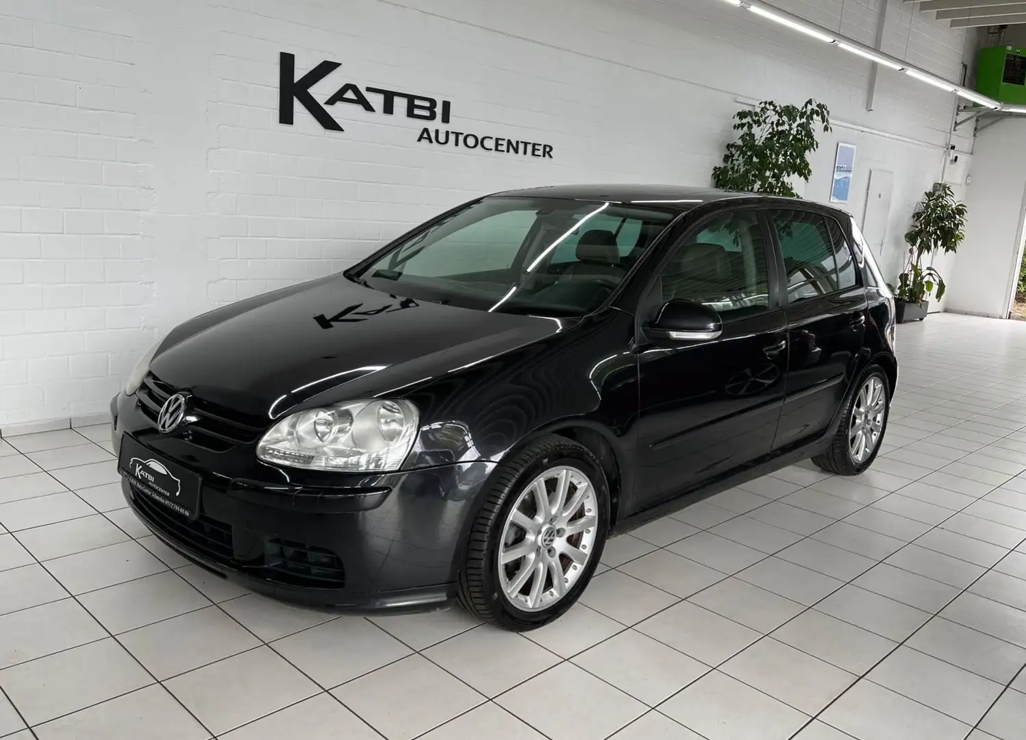 Volkswagen Golf V 2.0 TDI Lim. Sportline Vollleder HU 05.26 Black - 1