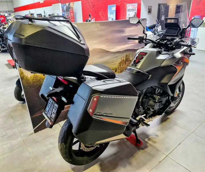 Honda NT1100 DCT - foto 5
