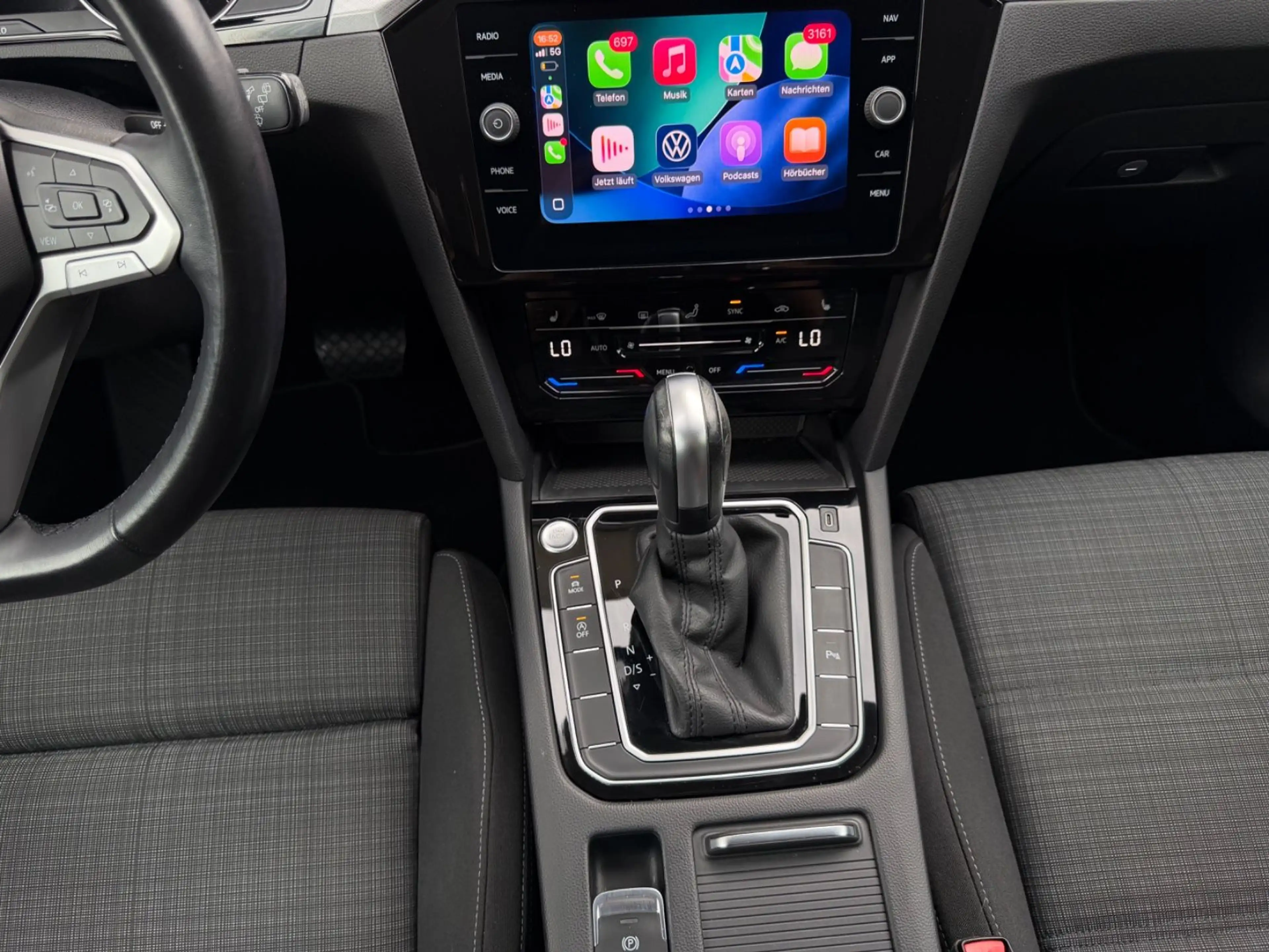 Volkswagen Passat Variant Business*ACC*KAMERA*CARPLAY*3-ZON — photo 14