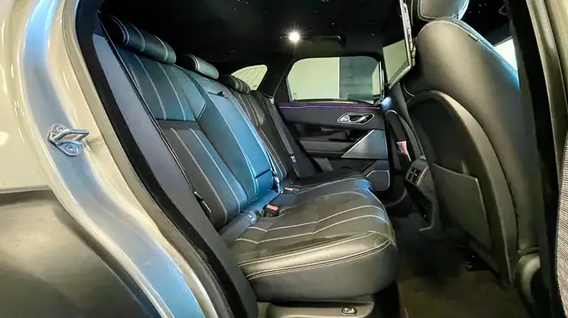 Land Rover Range Rover Velar view 12