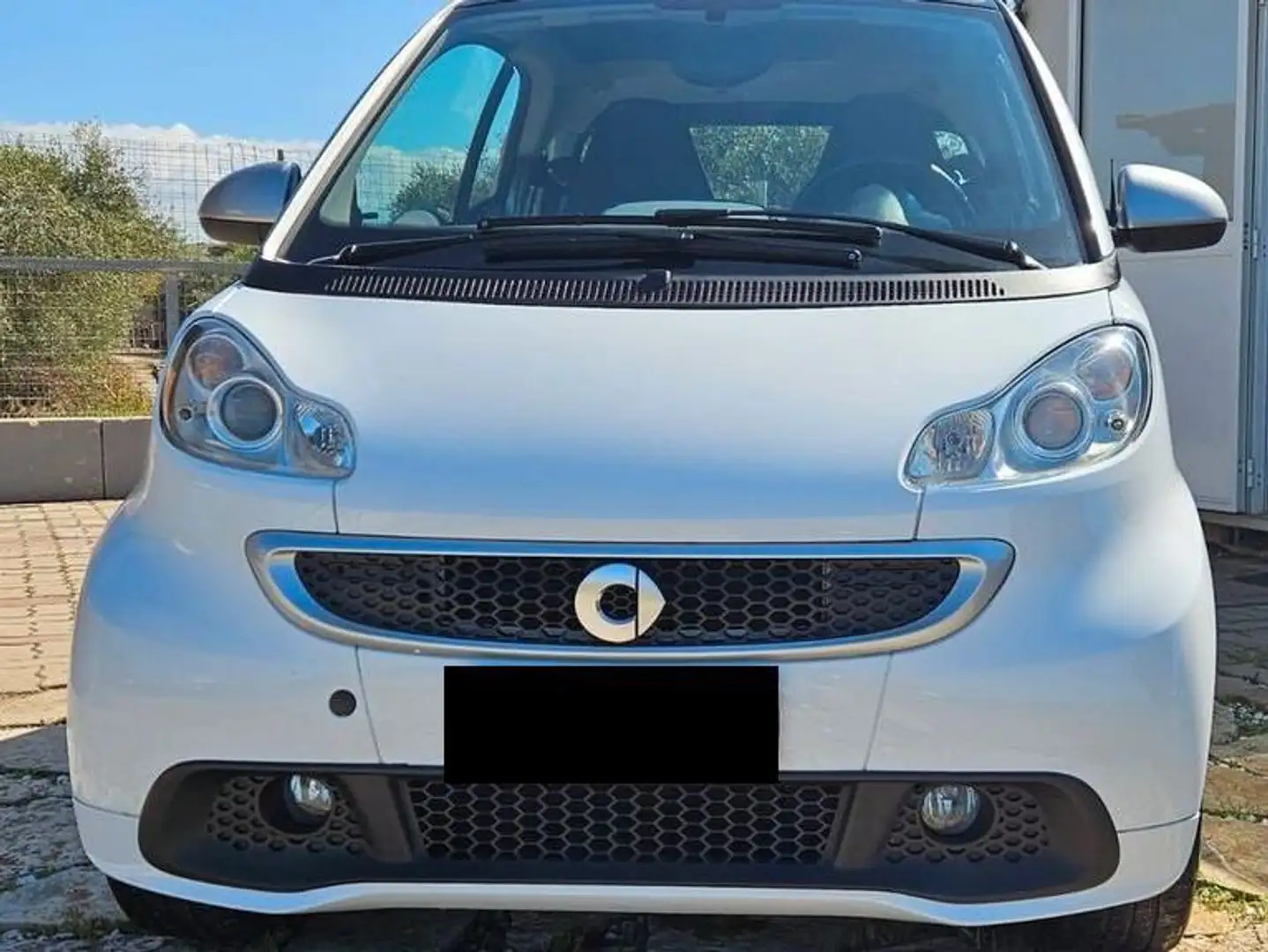 smart forTwo Fortwo 1.0 mhd bianca lim 70cv Bianco - 1