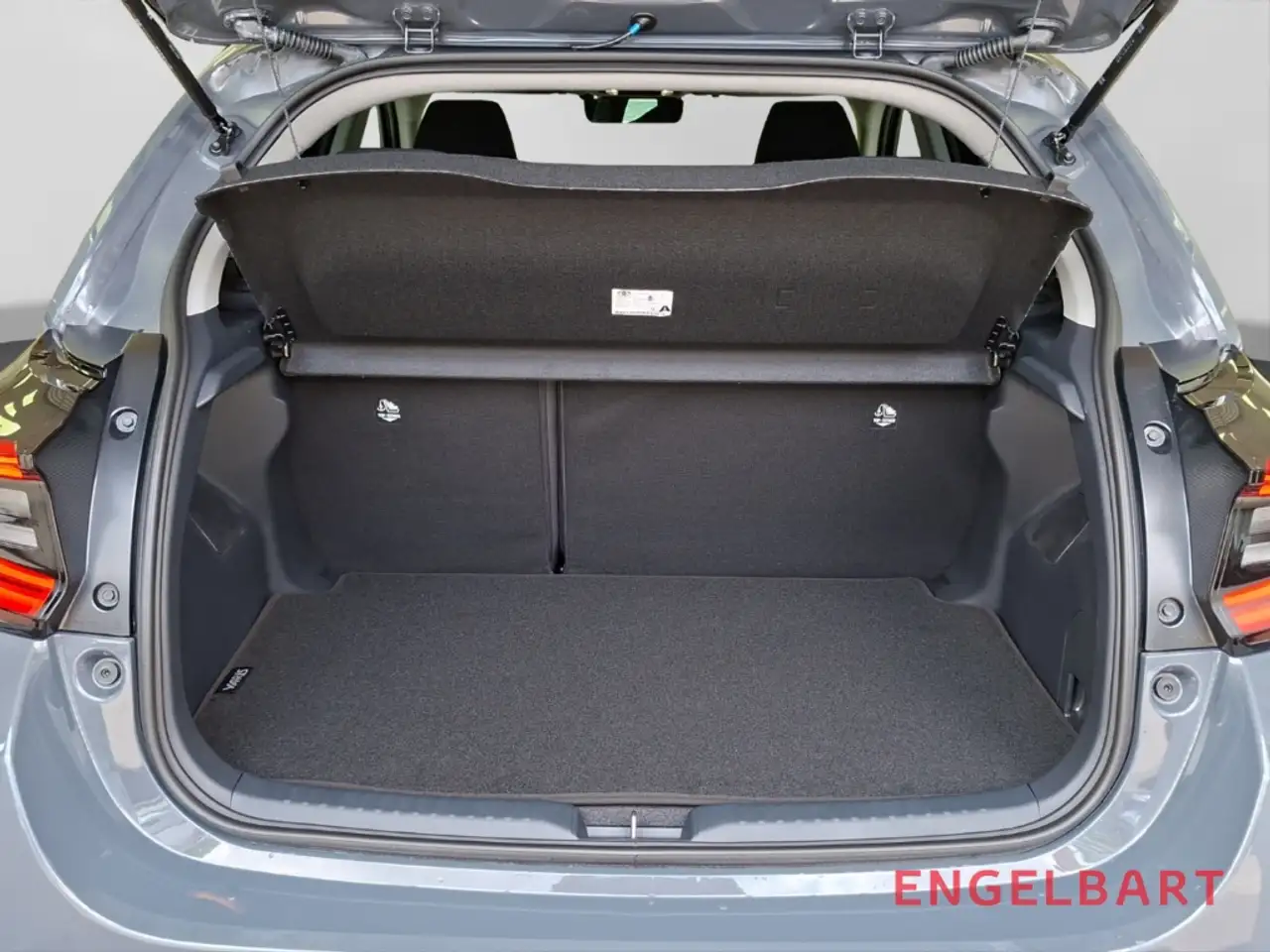 Toyota Yaris 1.5 Hybrid Teamplayer Technik Paket, миниатюра 13