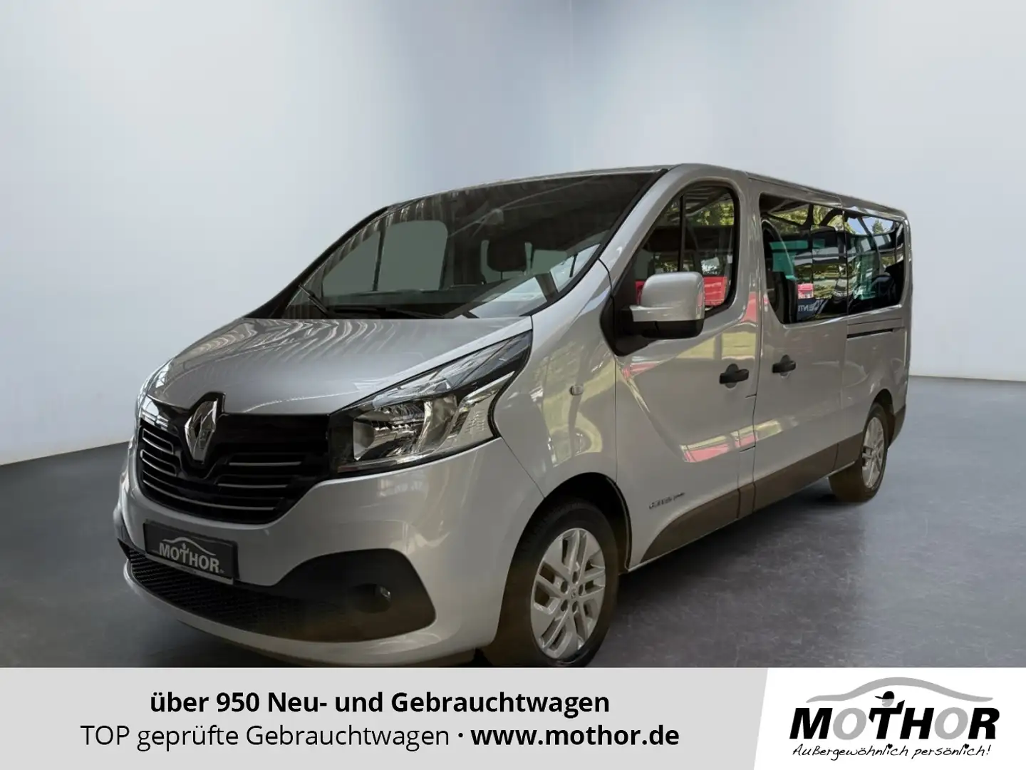 Renault Trafic Combi Expression 1.6 dCi 145 Energy AHK Grau - 1