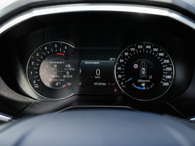 Ford S-Max 2.0 EcoBlue Turnier Titanium — photo 13
