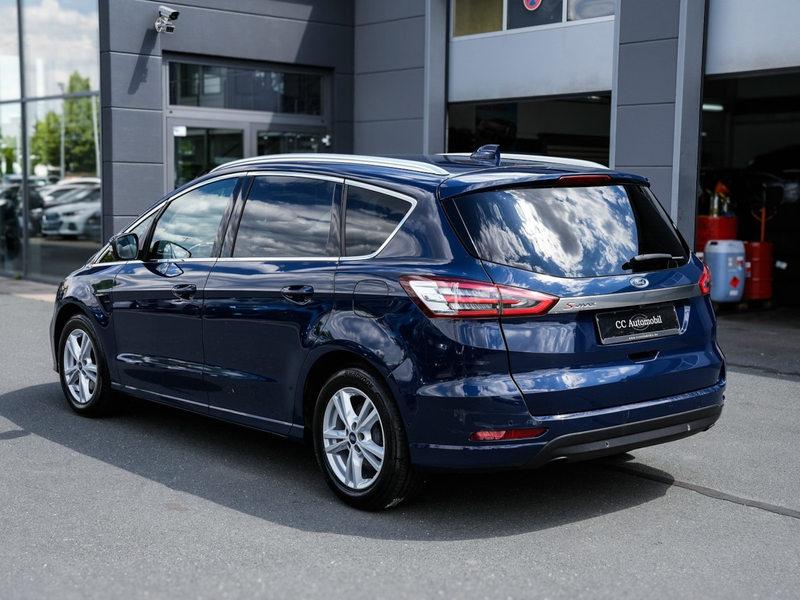 Ford S-Max 2.0 EcoBlue Turnier Titanium — photo 9