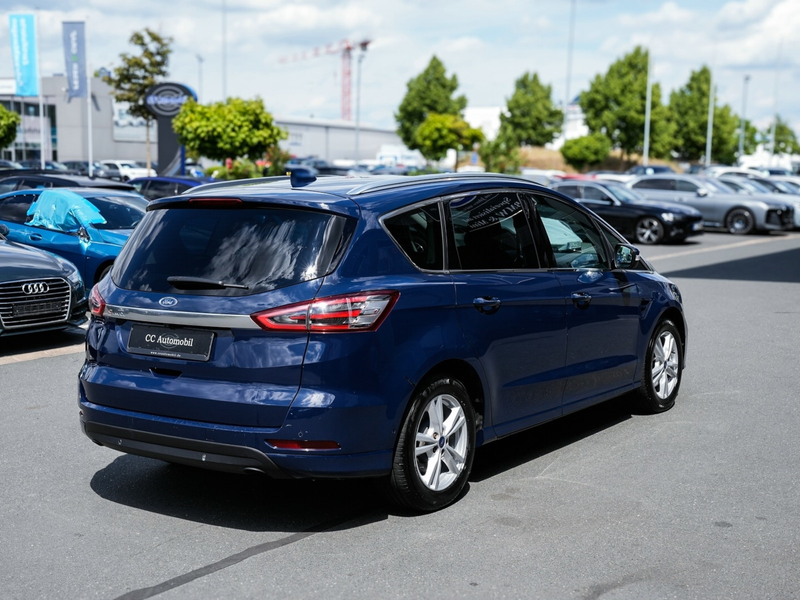 Ford S-Max 2.0 EcoBlue Turnier Titanium — photo 8
