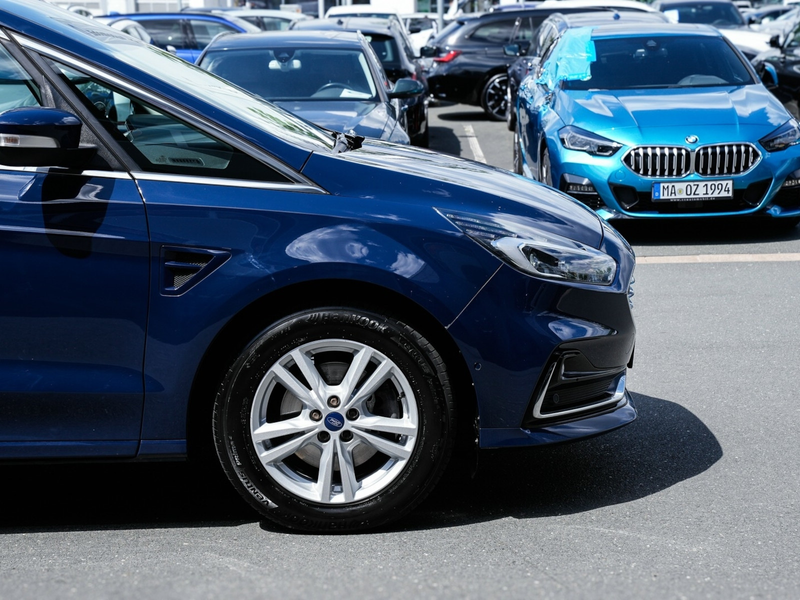 Ford S-Max 2.0 EcoBlue Turnier Titanium — photo 7