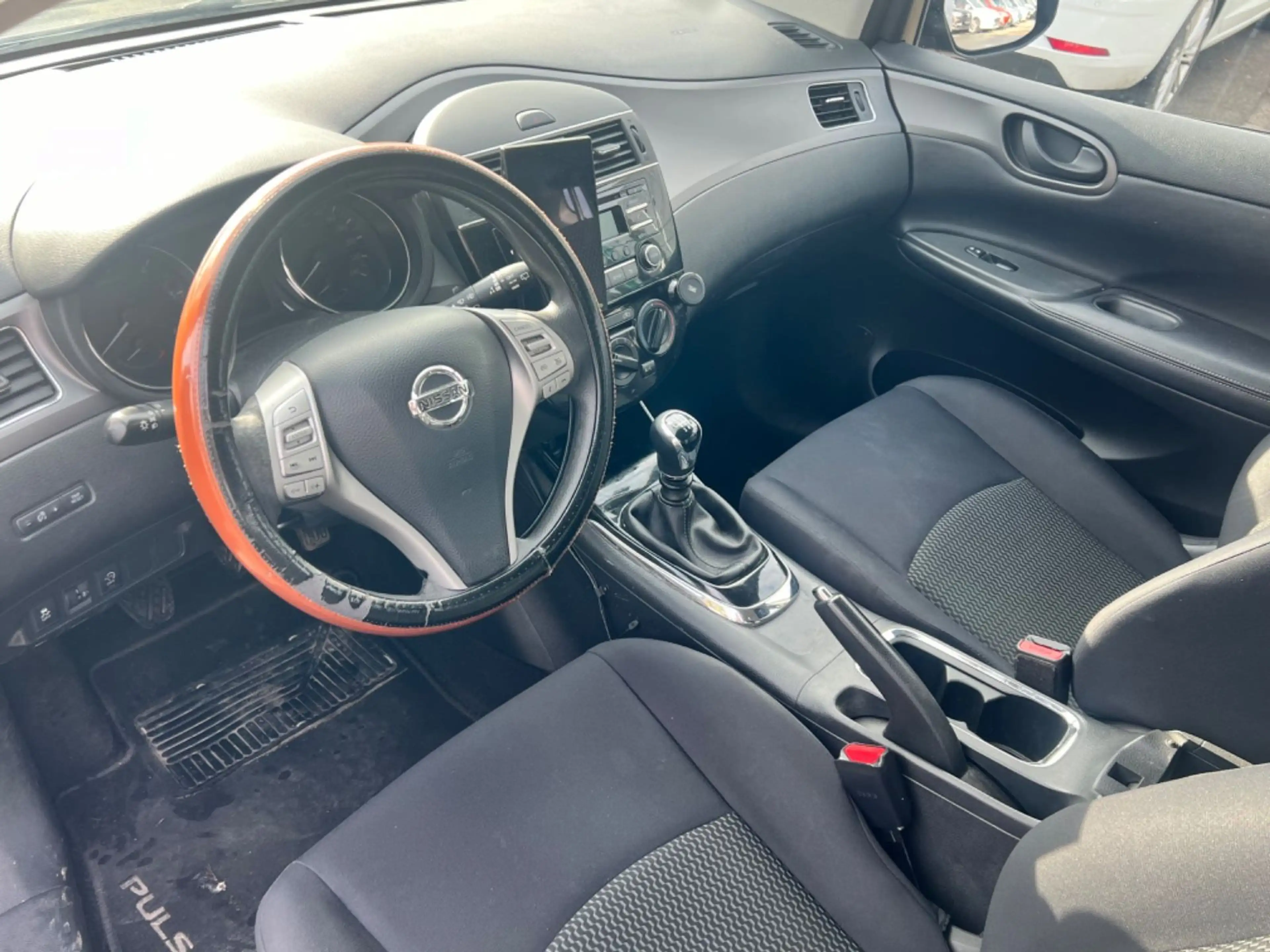 Nissan Pulsar 1.5 dCi Visia / Navi / 8-Fach Bereift — photo 8