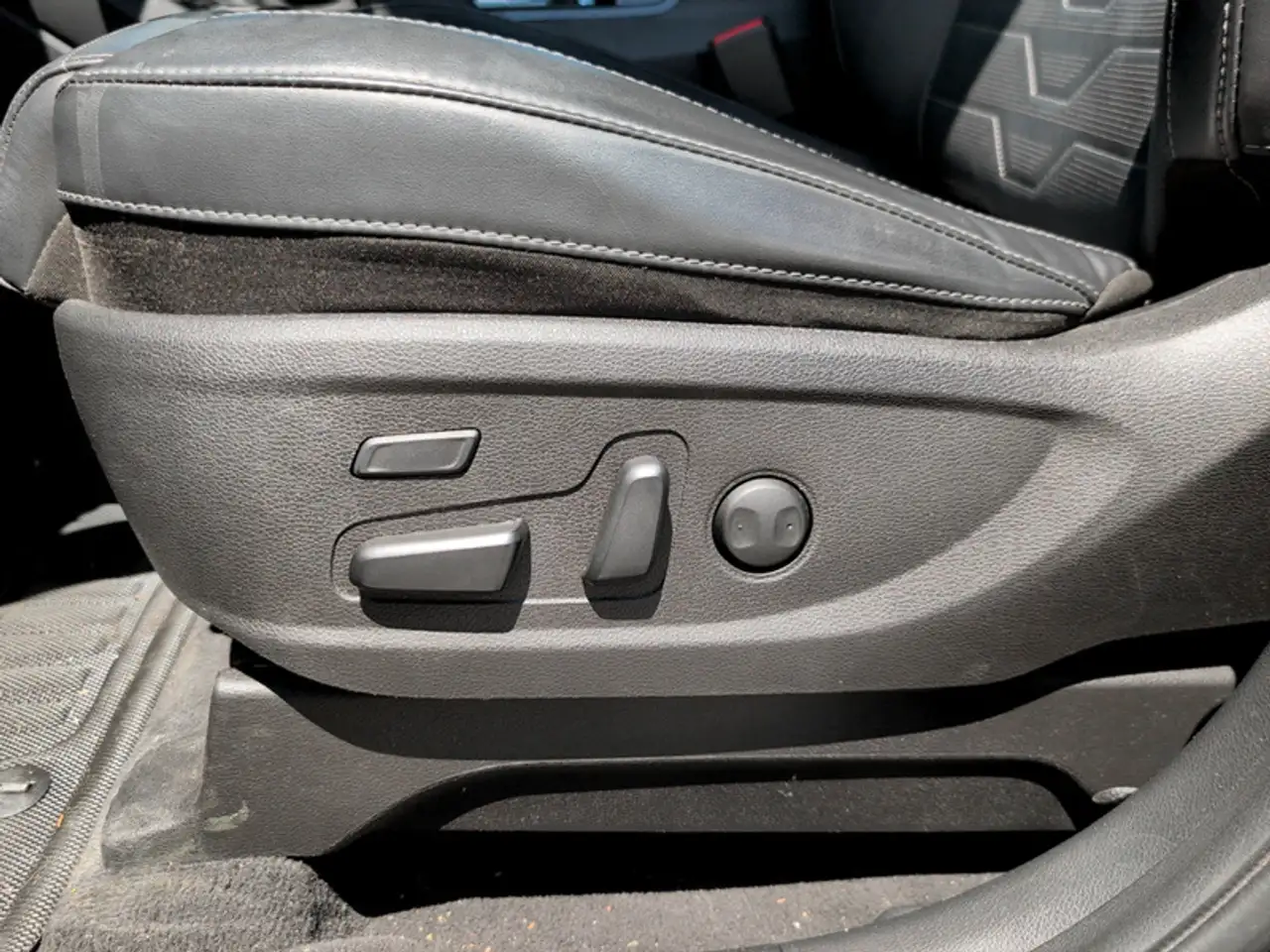 Kia Telluride photo Kia Telluride
