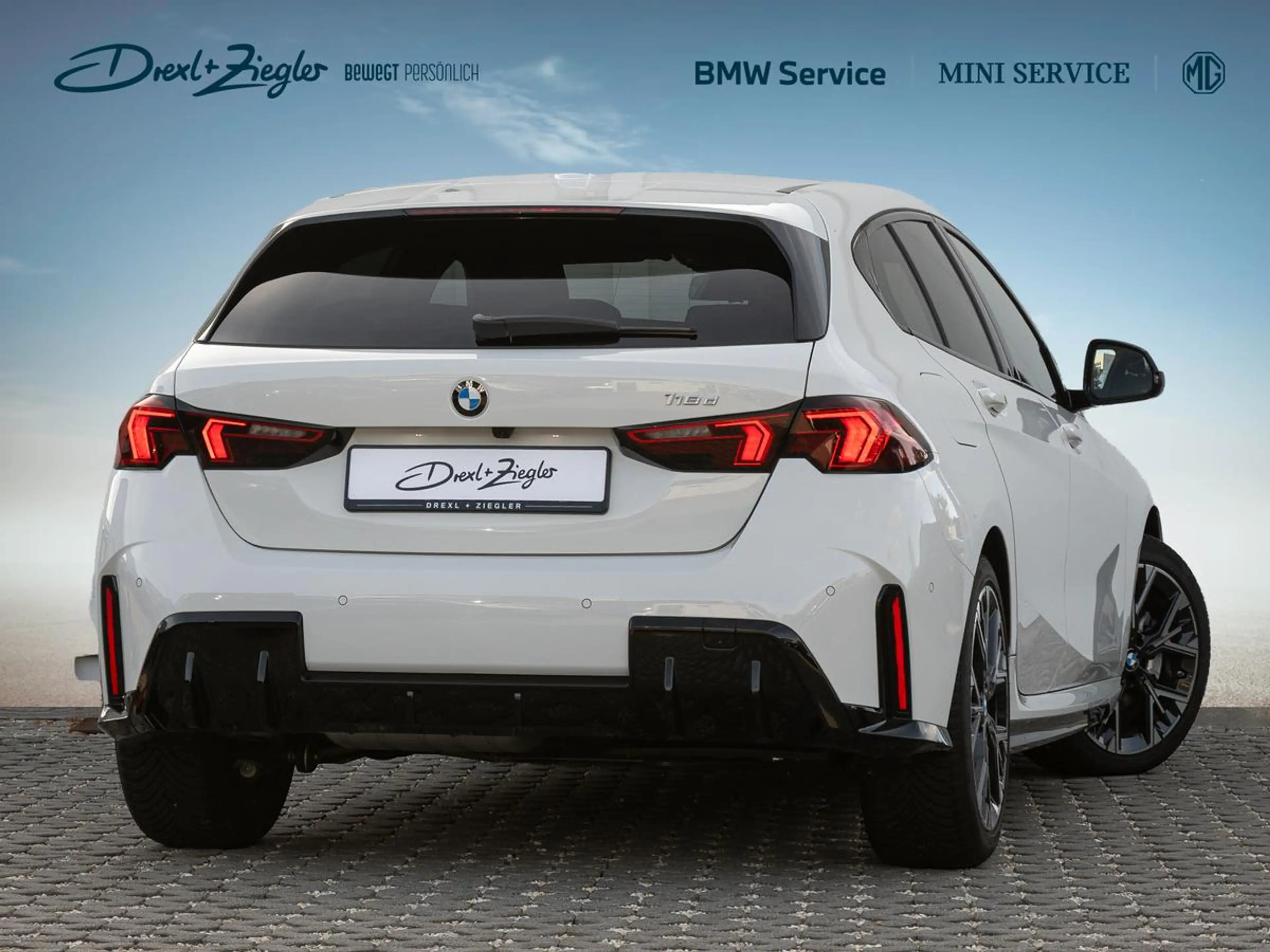 BMW 118 d M-Sport PANO KoZg aLED DrAssPlus Wireless — photo 3