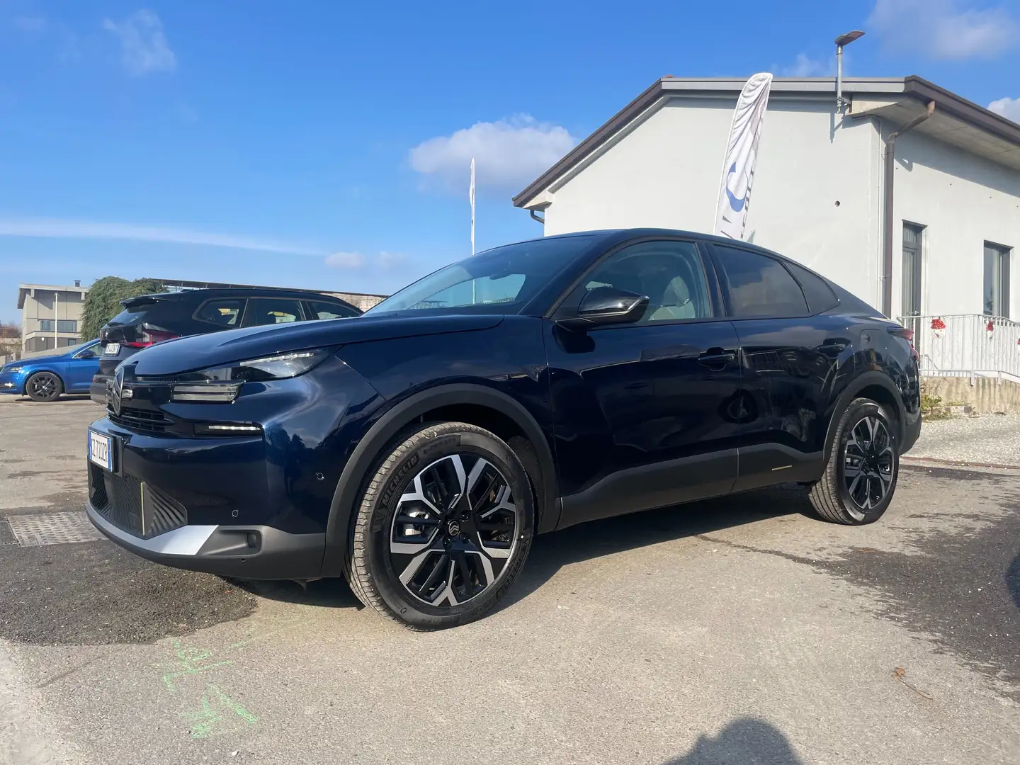 Citroen C4 X C4 X 2024 1.2 puretech Plus s Garanzia madre! Blauw - 1