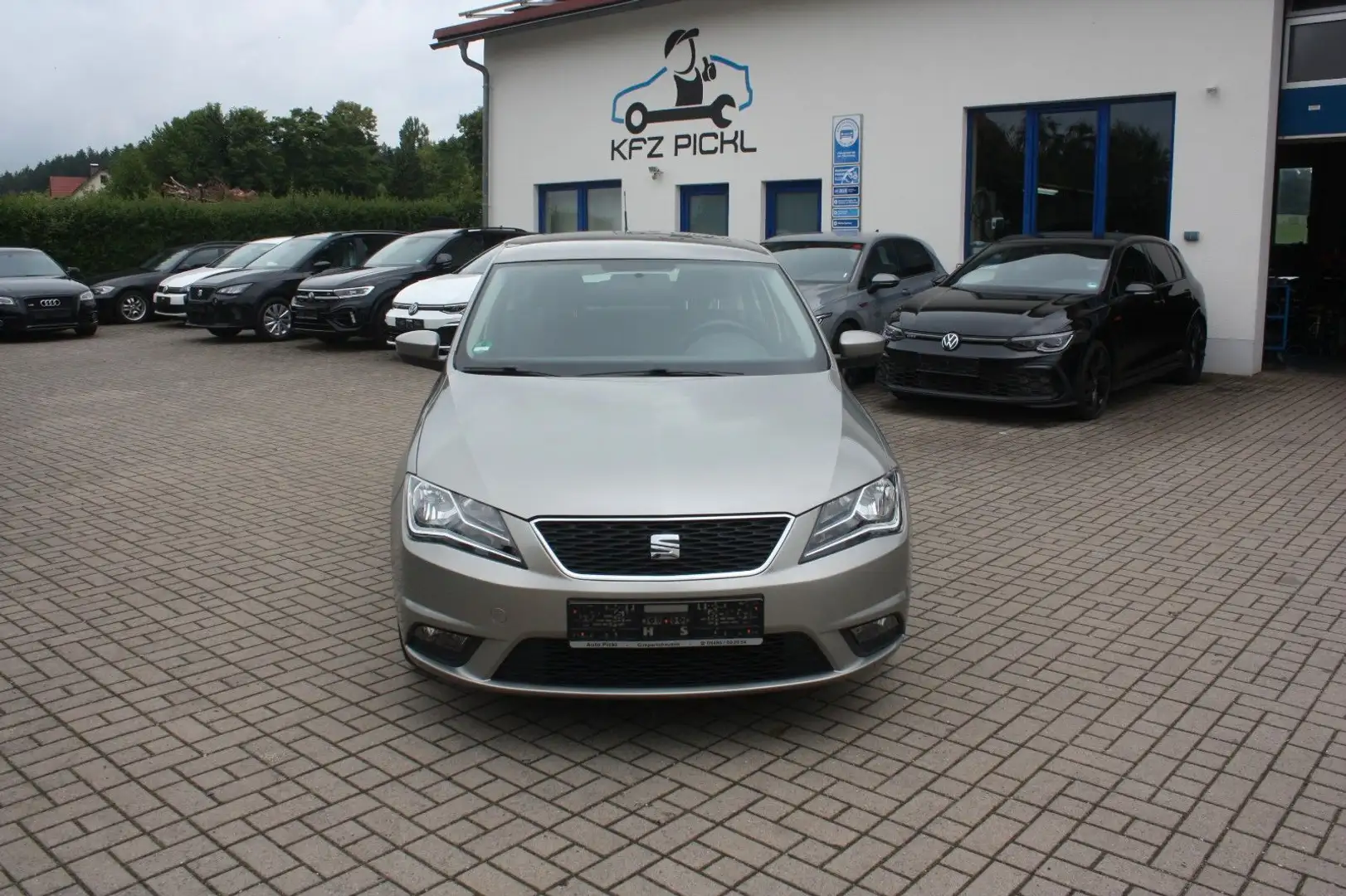 SEAT Toledo 1.2 TSI  Reference Klima,Tempomat, Alu,BC Beige - 1