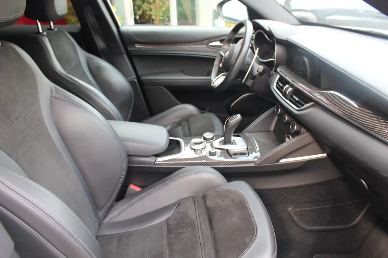 Alfa Romeo Stelvio 2022