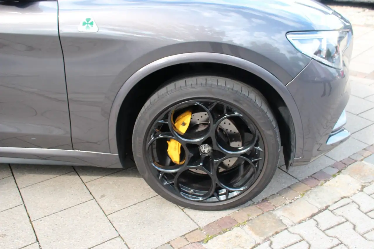 Alfa Romeo Stelvio 2022
