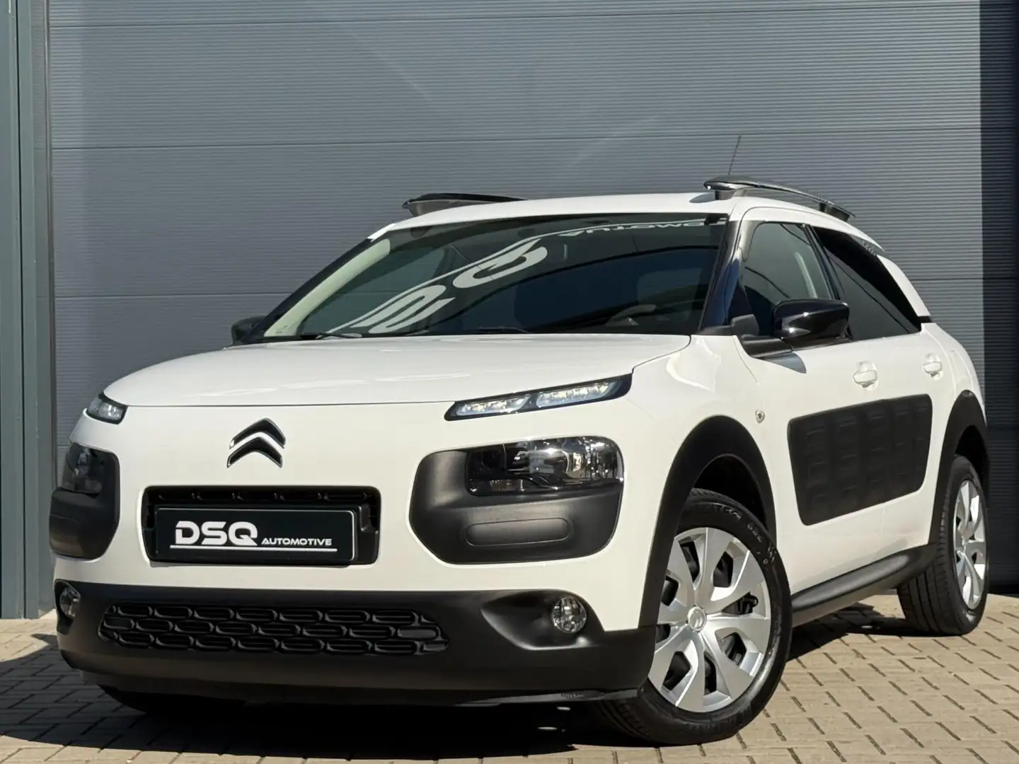 Citroen C4 Cactus 1.2 PureTech Feel Wit - 1