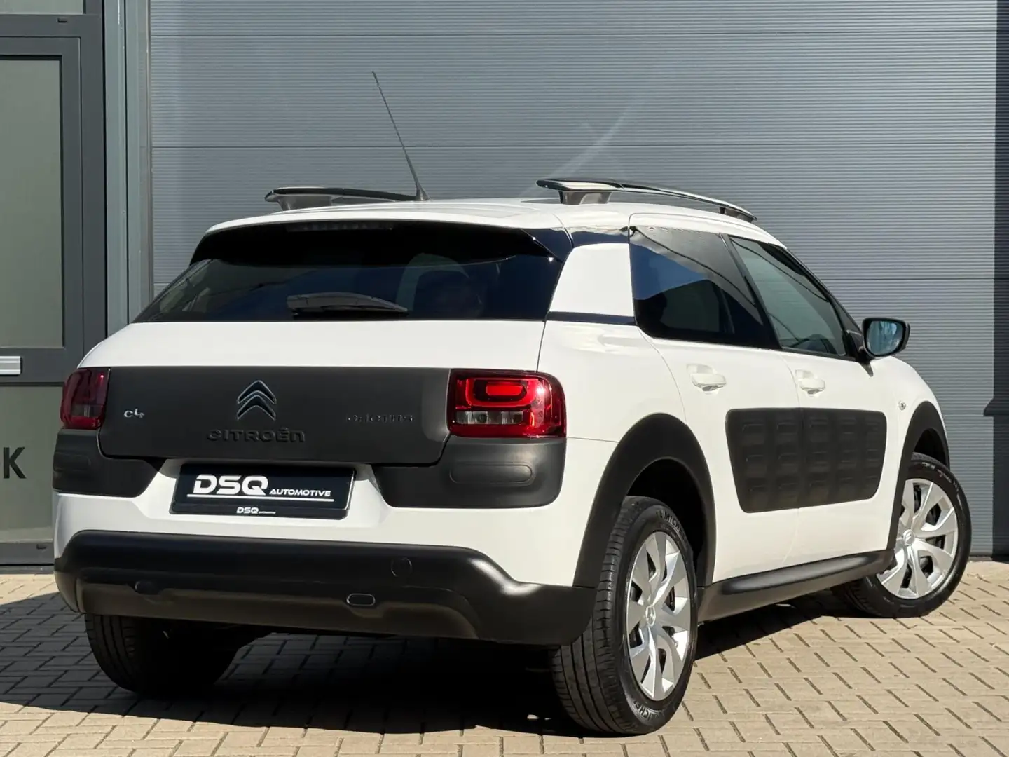 Citroen C4 Cactus 1.2 PureTech Feel Wit - 2