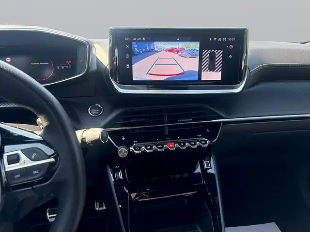 Peugeot 2008 view 13