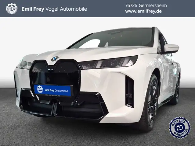 BMW iX xDrive45 - UPE 92.900 EUR