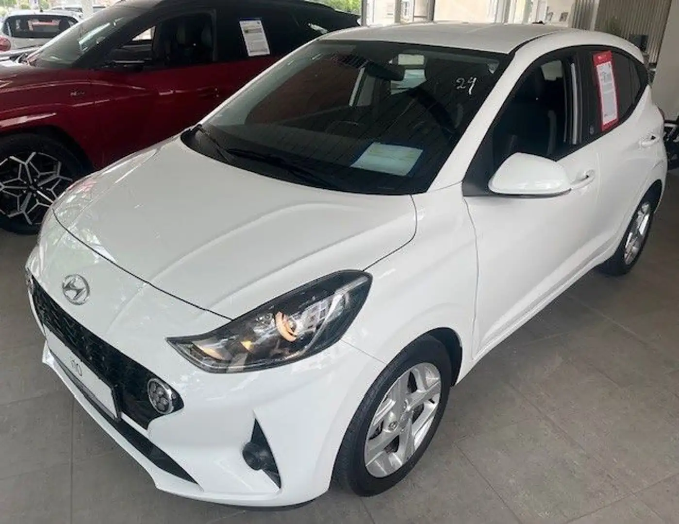 Hyundai i10 1.0  Edition 30 Wit - 1