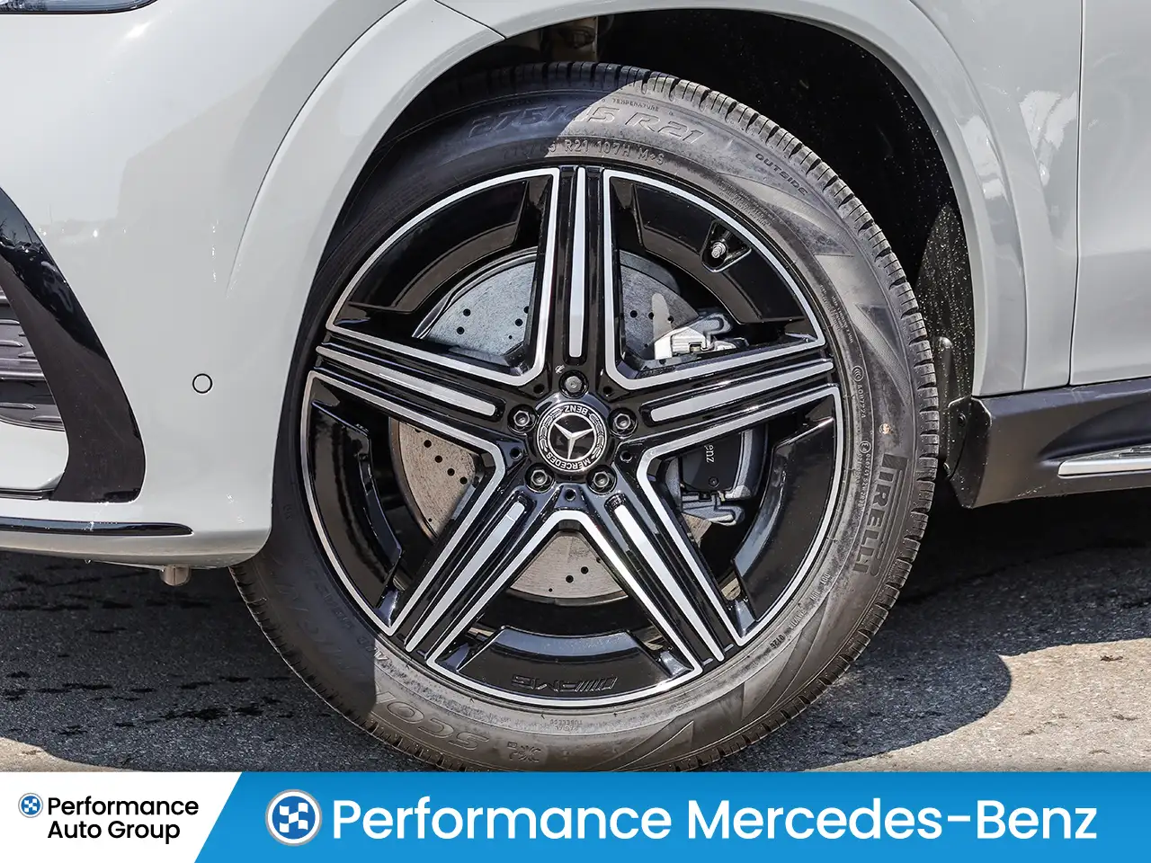 Mercedes-Benz GLE снимка Mercedes-Benz GLE