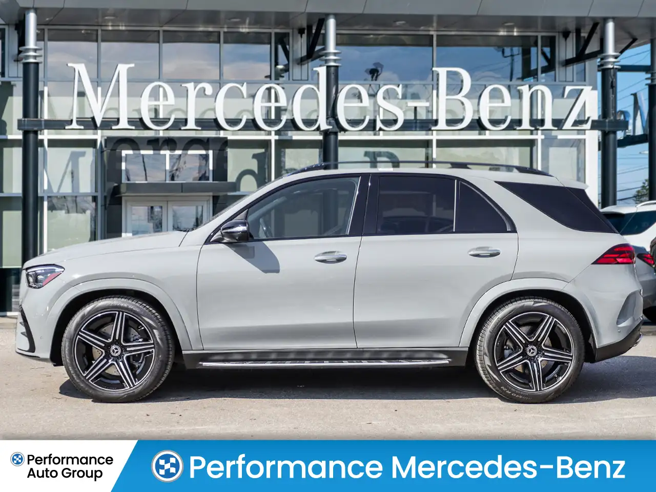 Mercedes-Benz GLE снимка Mercedes-Benz GLE