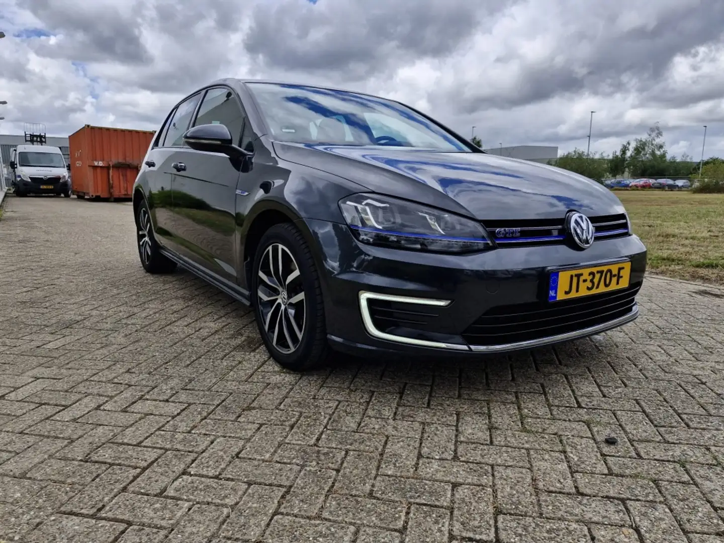 Volkswagen Golf GTE 1.4 TSI Con. Ser Gris - 1